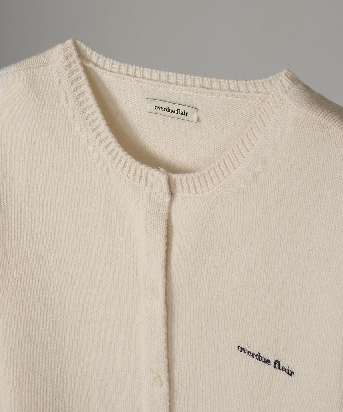 오버듀플레어(OVERDUEFLAIR) OVERDUE WOOL CARDIGAN_CREAM