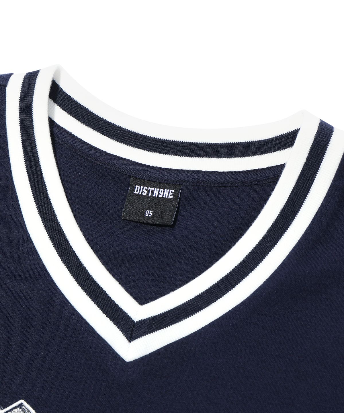 디스트나인(DISTN9NE) 브이넥 데일리 맨투맨 DARK NAVY (LO3TF625-067)