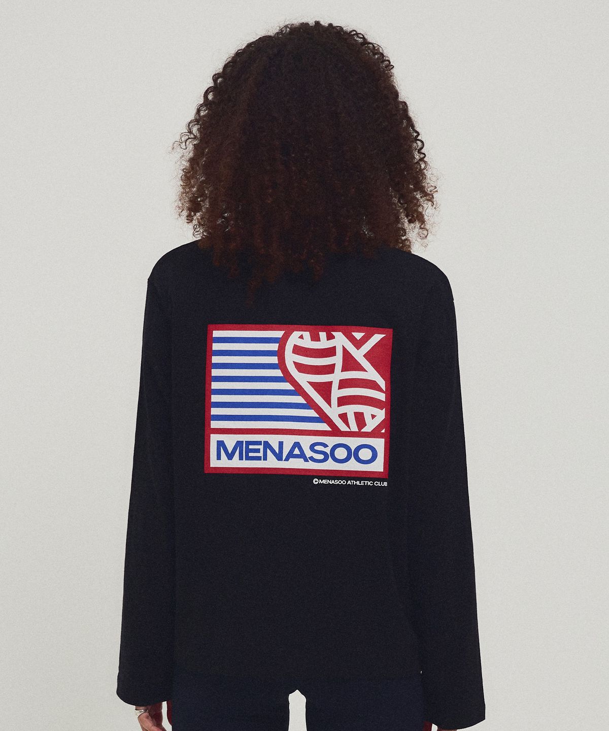 미나수(MENASOO) Menasoo Hearttrack Long Sleeve T Shirt_Black