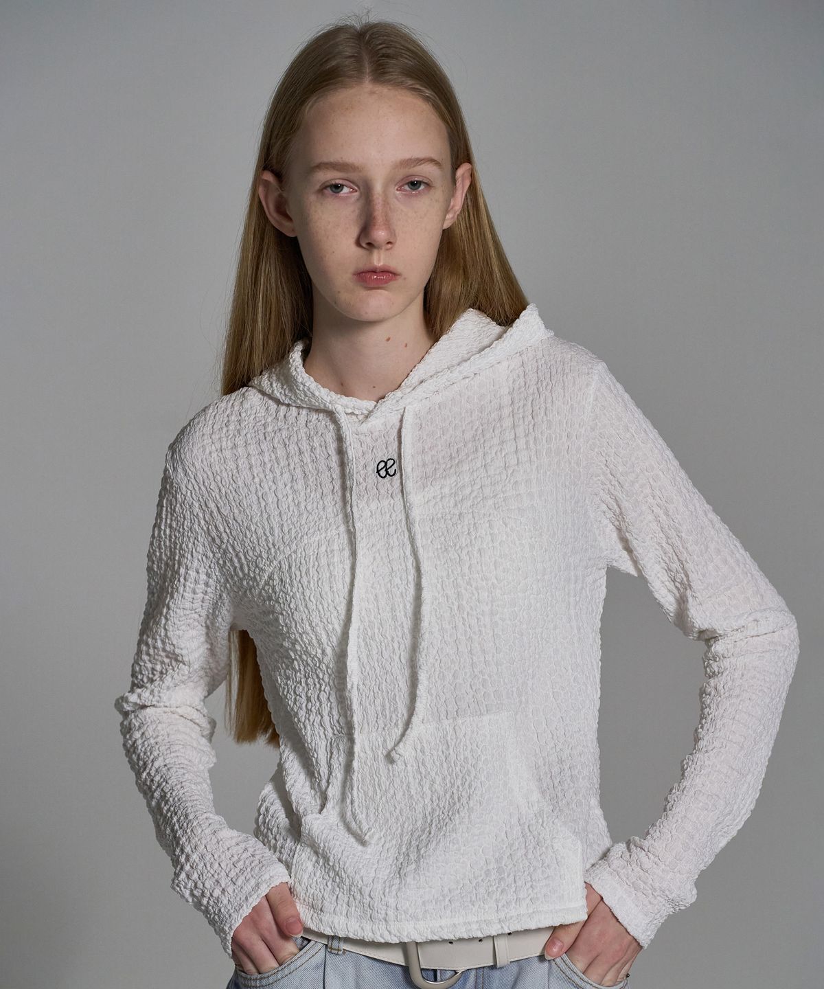 엘리오티(ELLIOTI) Wrinkle Hoodie_White