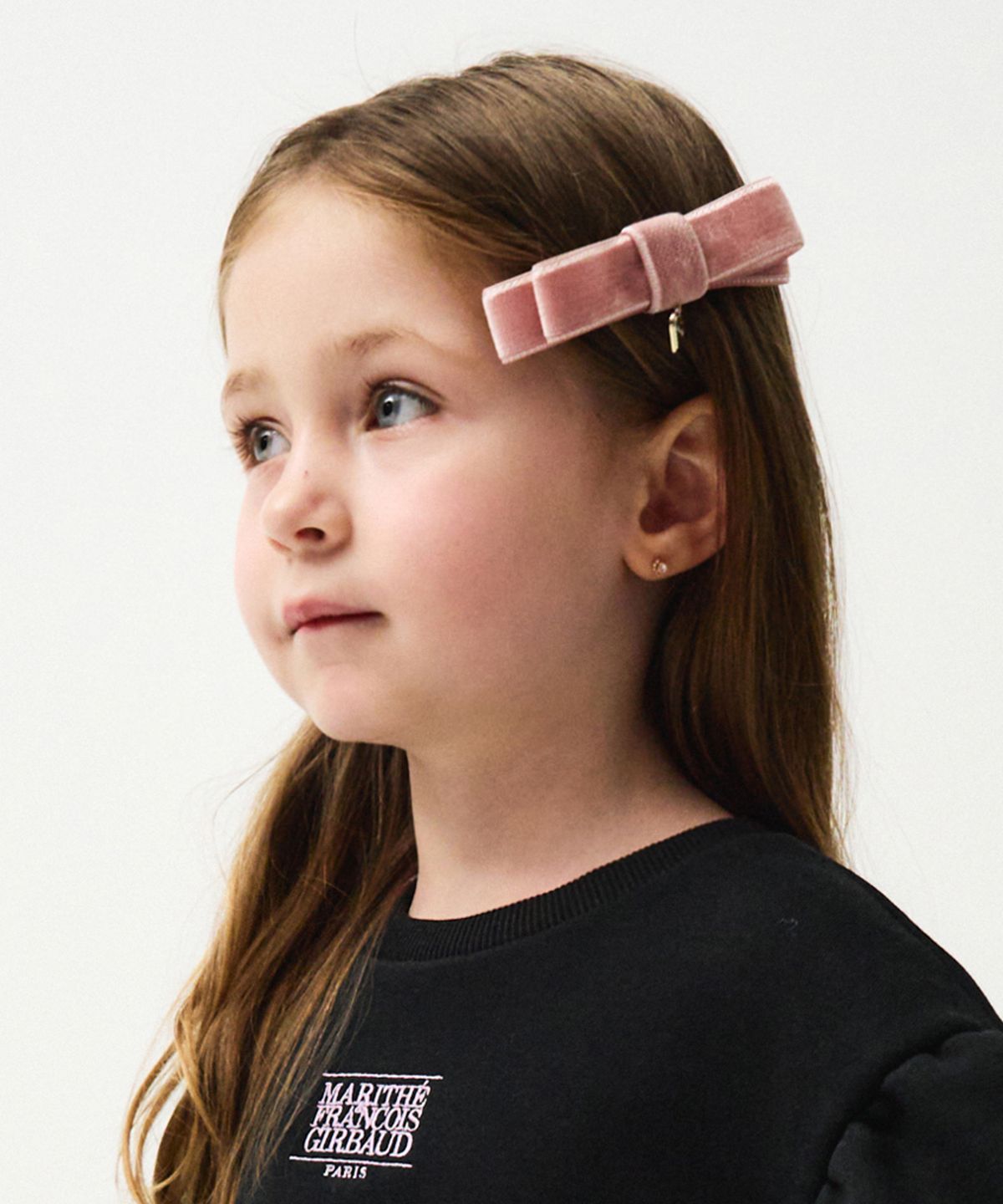 마리떼 키즈(MARITHÉ KIDS) ENFANT HEART LOGO RIBBON HAIR PIN pink
