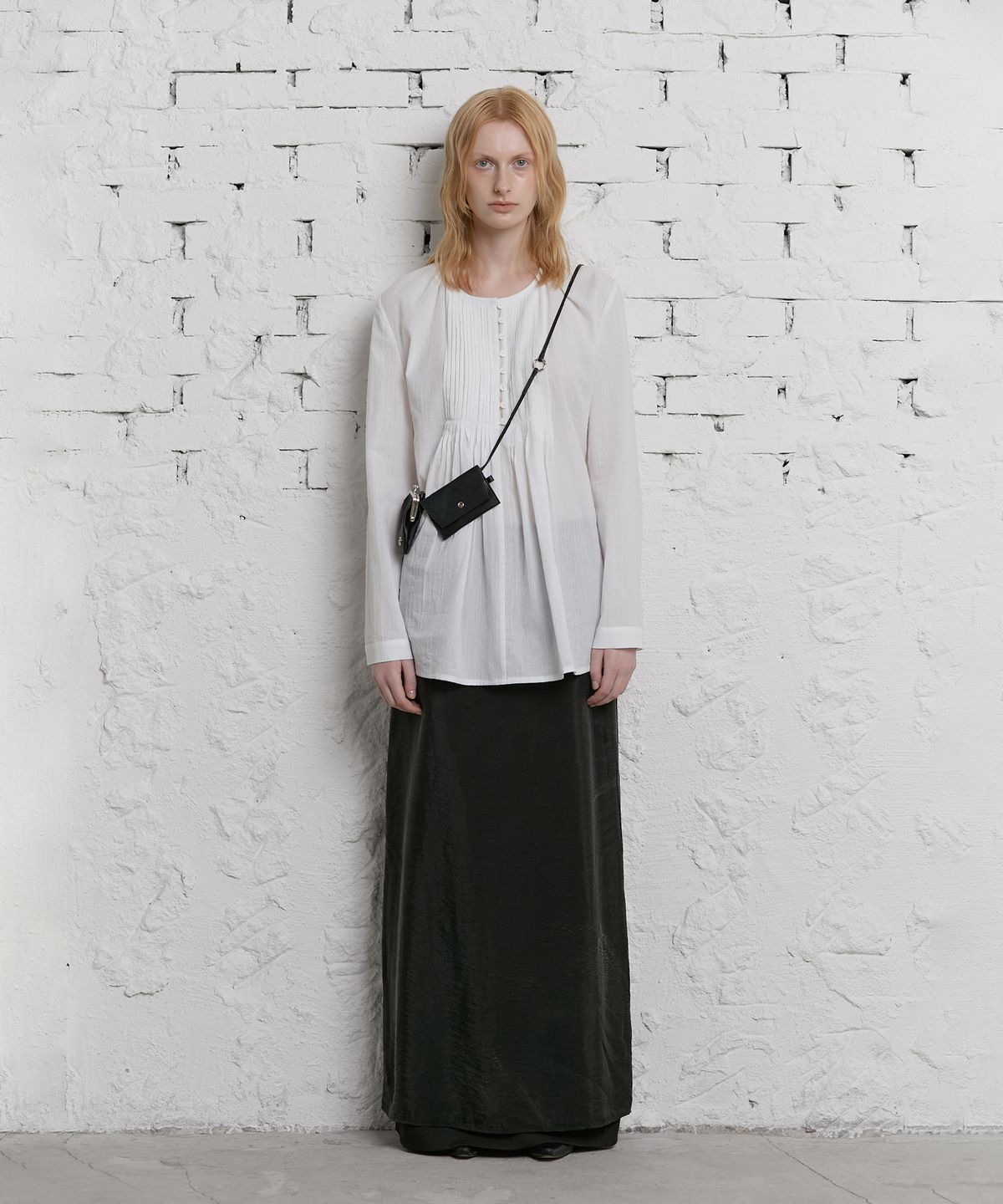 로우타이드(LOW TIDE) PINTUCK BLOUSE [WHITE]