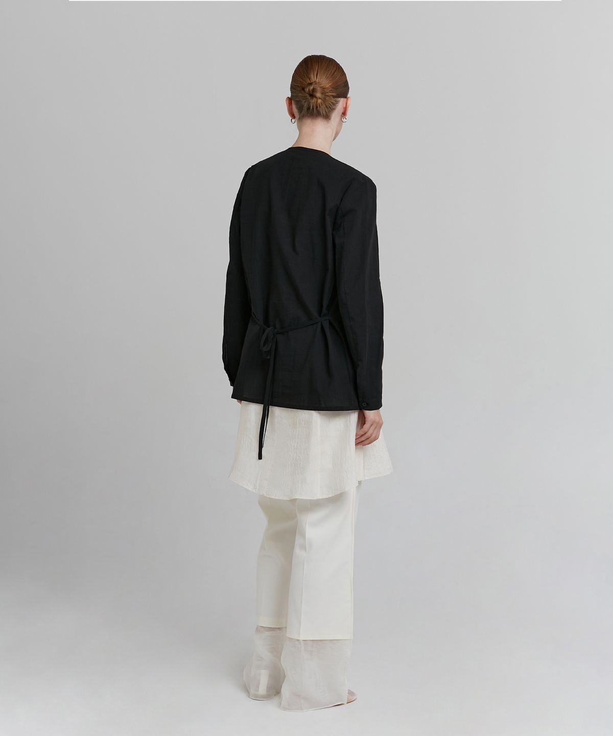 로우타이드(LOW TIDE) PINTUCK BLOUSE [BLACK]