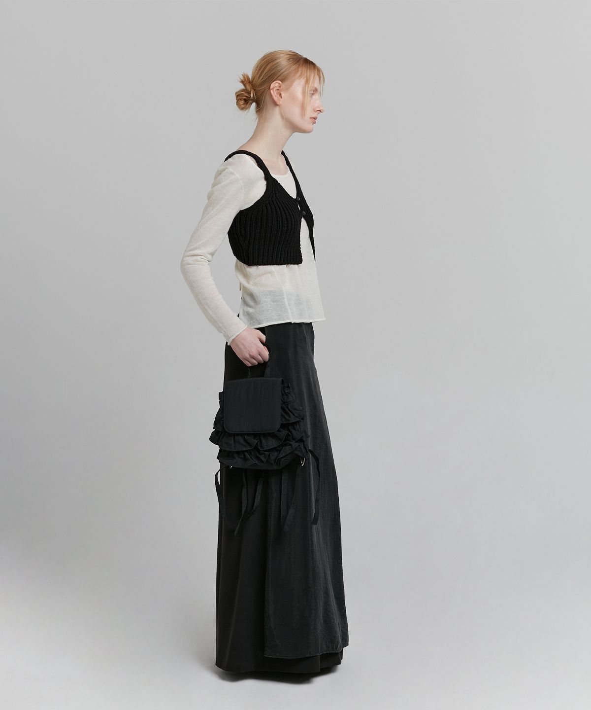 로우타이드(LOW TIDE) BOLD KNIT BUTTON BUSTIER [BLACK]
