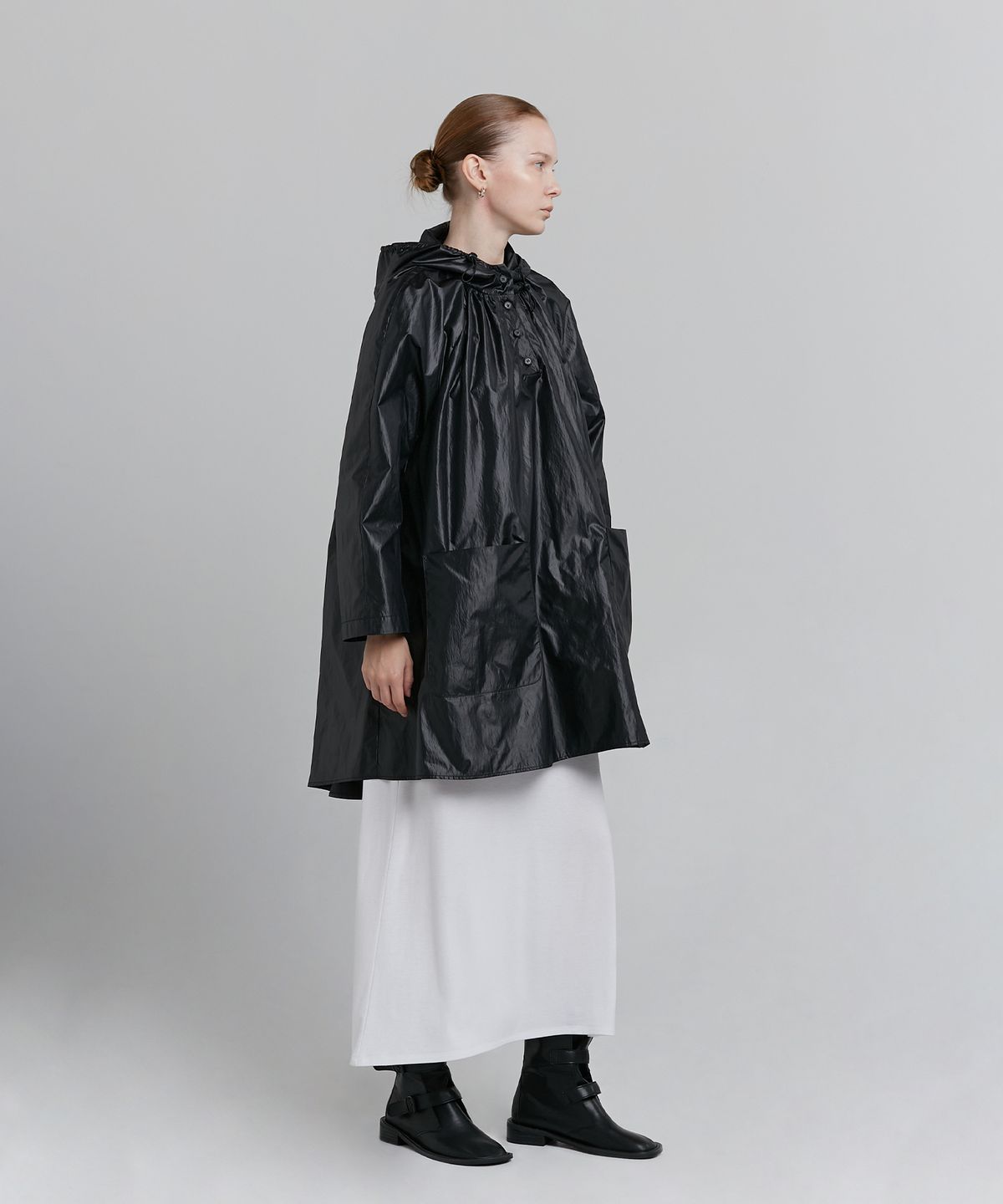 로우타이드(LOW TIDE) HOODED COATING COAT [BLACK]