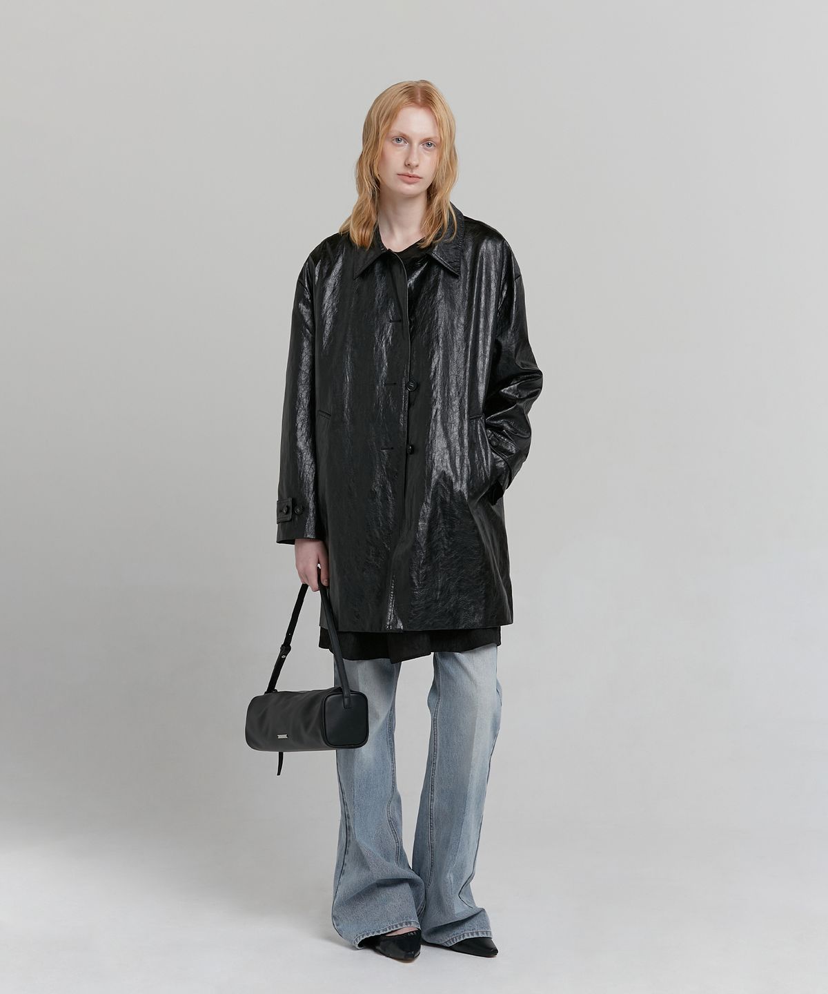 로우타이드(LOW TIDE) LEATHER HALF COAT [BLACK]