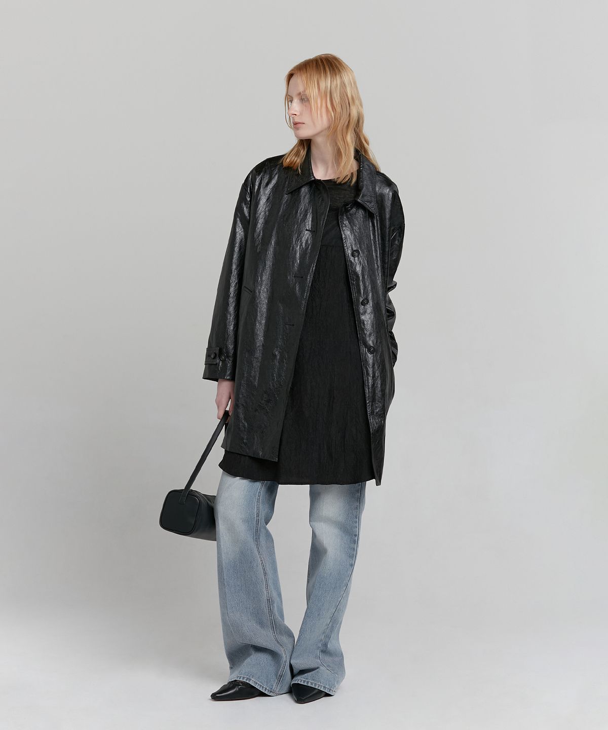 로우타이드(LOW TIDE) LEATHER HALF COAT [BLACK]
