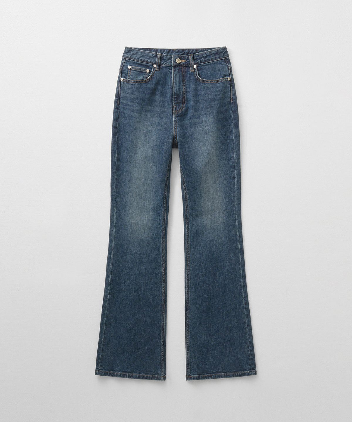 몽돌(MONGDOL) 내추럴 세미 부츠컷 데님 진 블루 MDPT059DBLUE