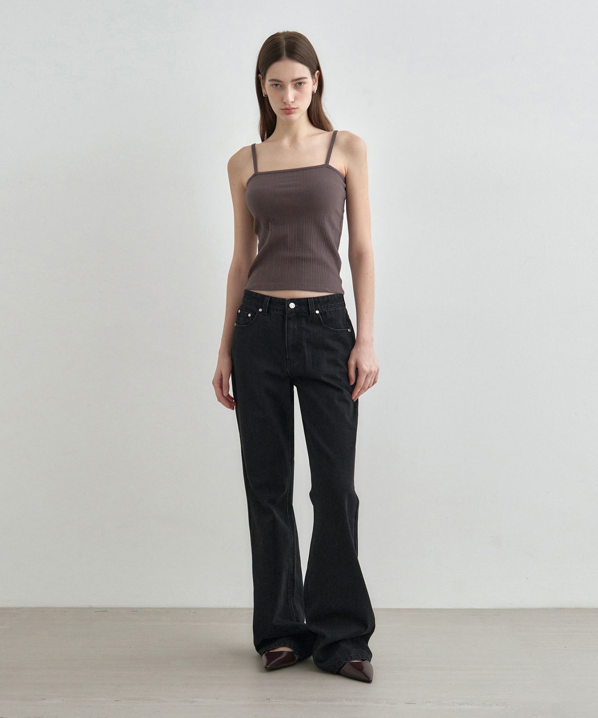 몽돌(MONGDOL) 내추럴 세미 부츠컷 데님 진 블랙 MDPT059BLACK