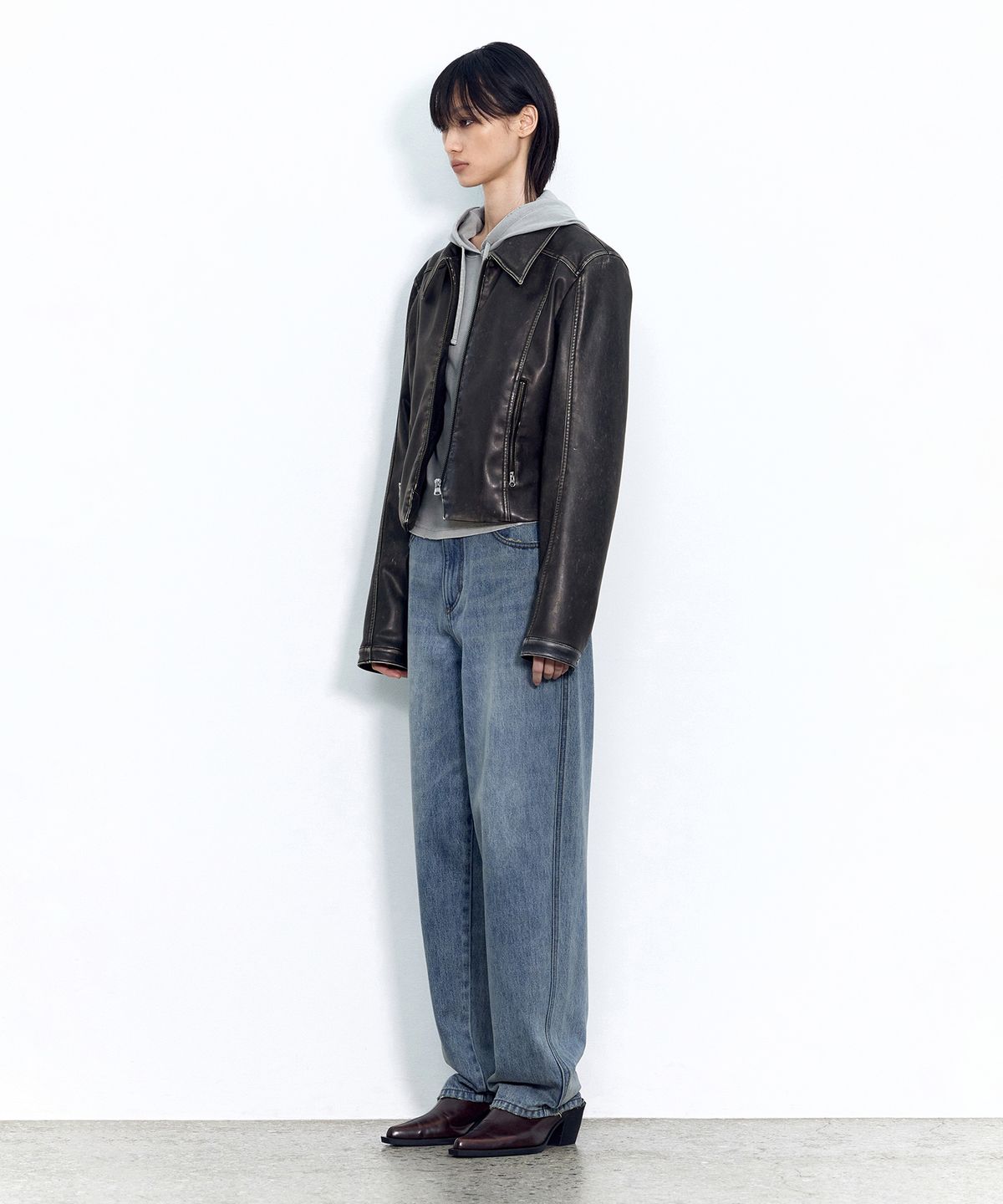 인사일런스 우먼(INSILENCE WOMEN) 빈티지 레귤러 데님 LIGHT BLUE