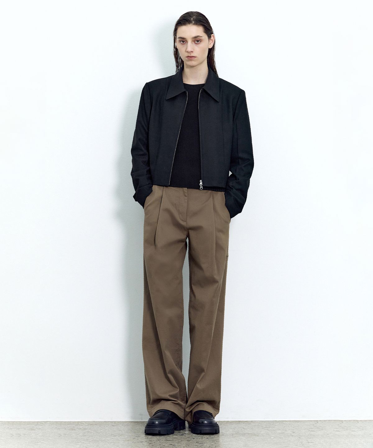 인사일런스 우먼(INSILENCE WOMEN) 와이드 치노 팬츠 OLIVE BEIGE