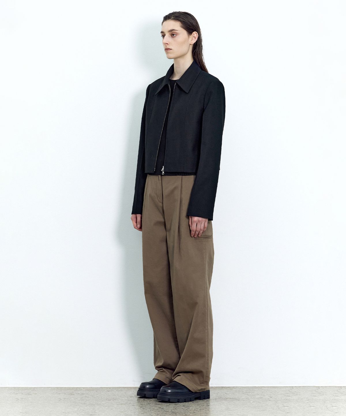 인사일런스 우먼(INSILENCE WOMEN) 와이드 치노 팬츠 OLIVE BEIGE