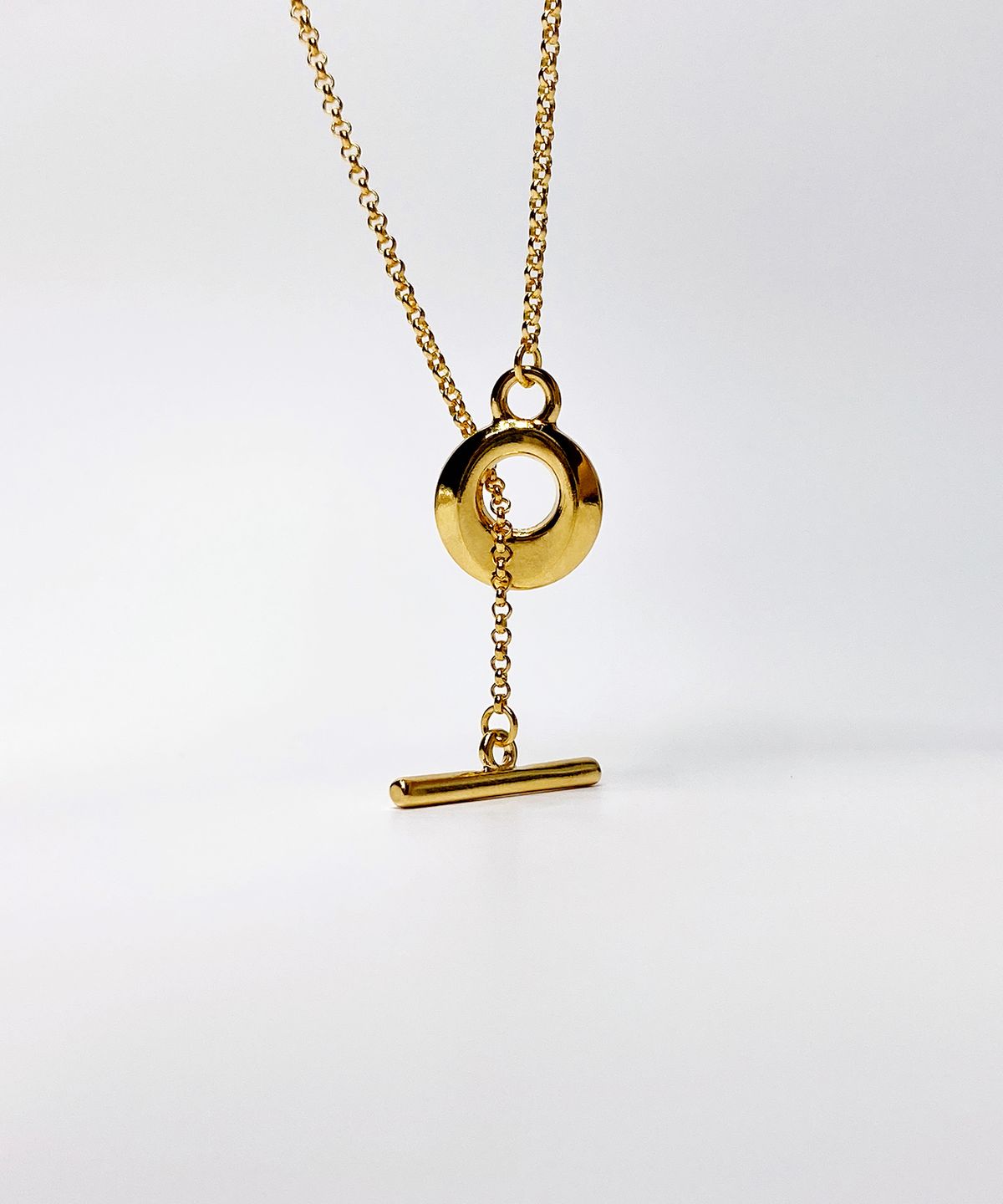 쿠도스(KUDOS) Signature Toggle Bar Mini Necklace