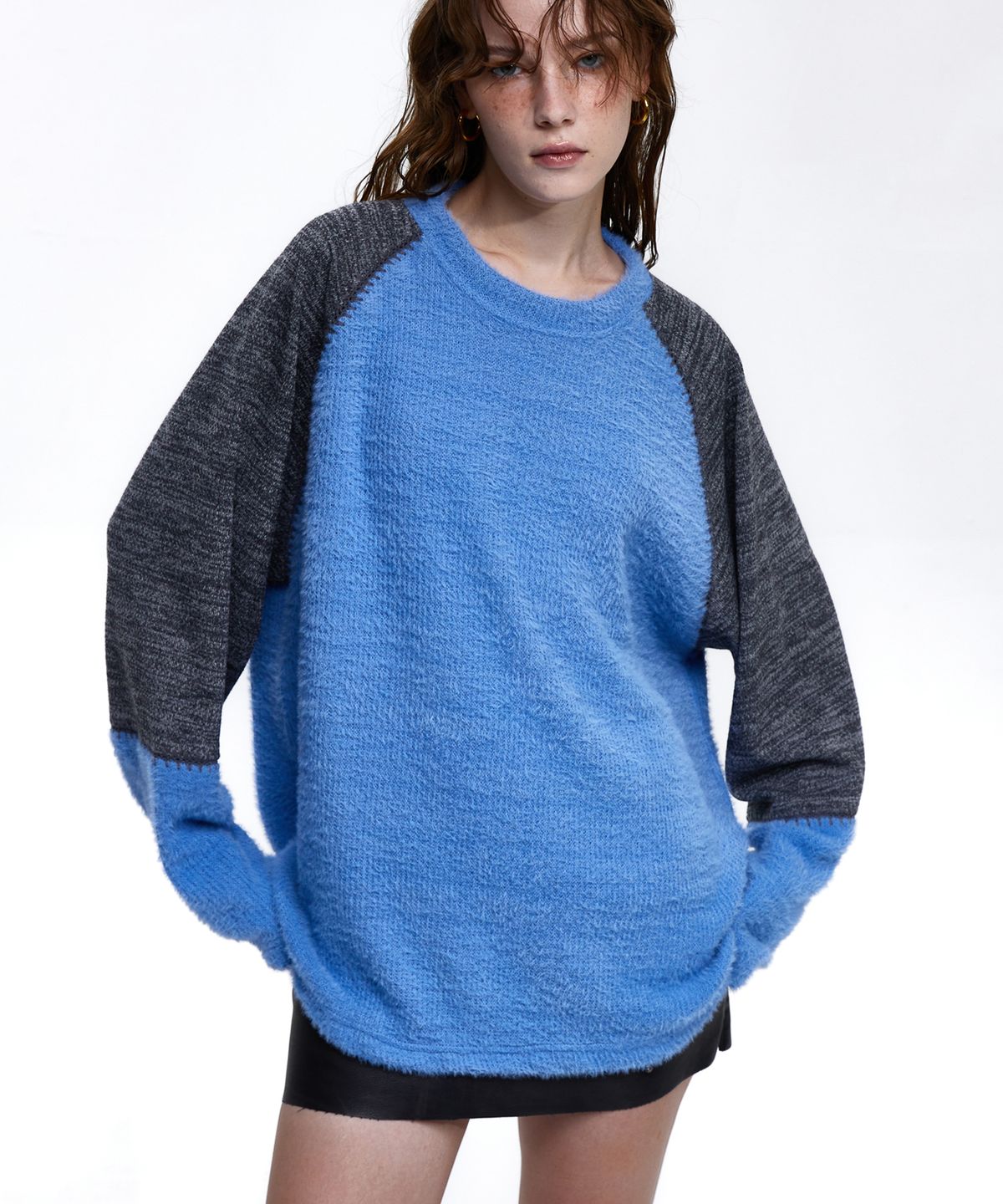 알에스에스씨(RSSC) STITCHED HAIRY RAGLAN KNIT - BLUE