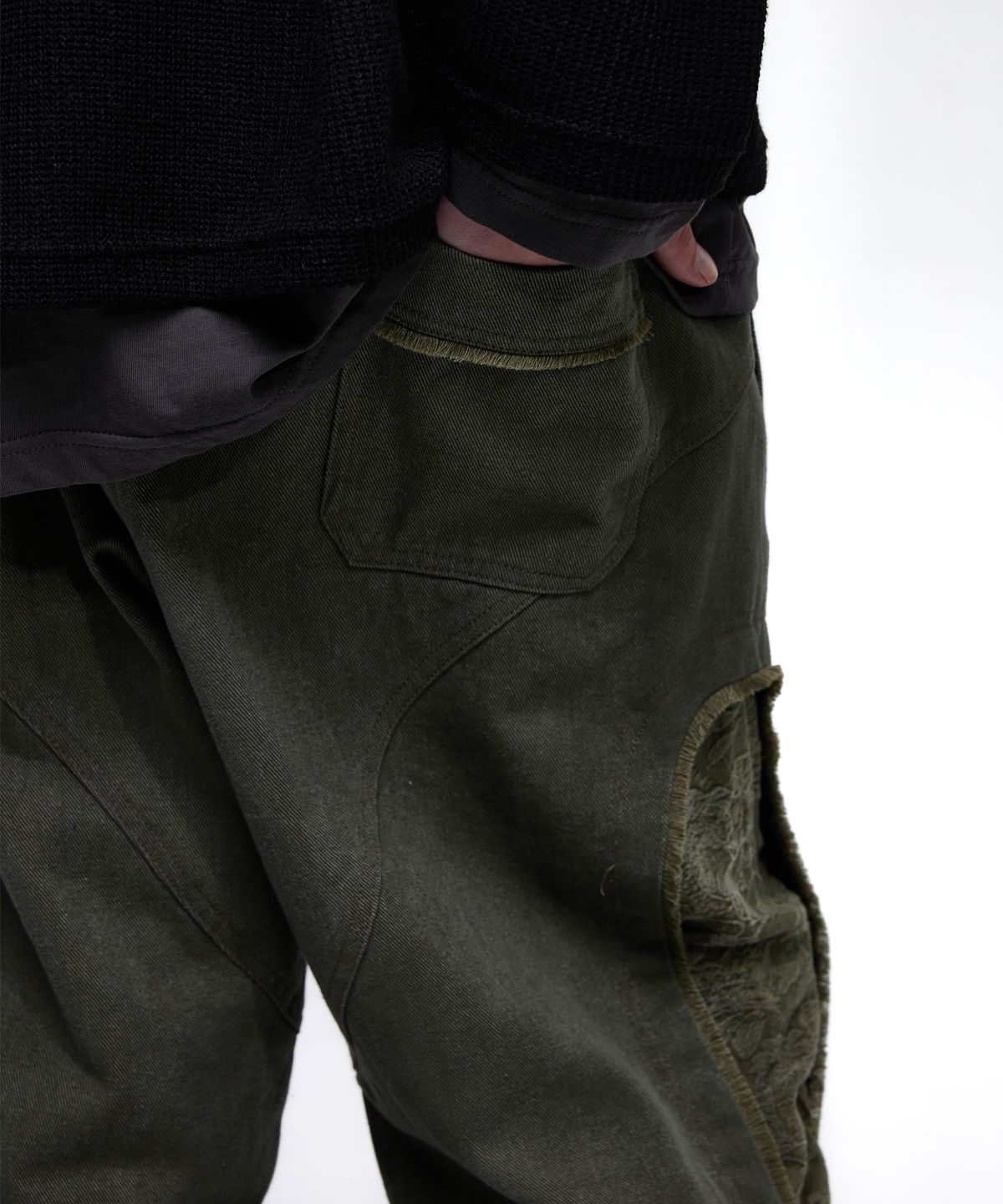 알에스에스씨(RSSC) INCISION JACQUARD MIXED PANTS - KHAKI