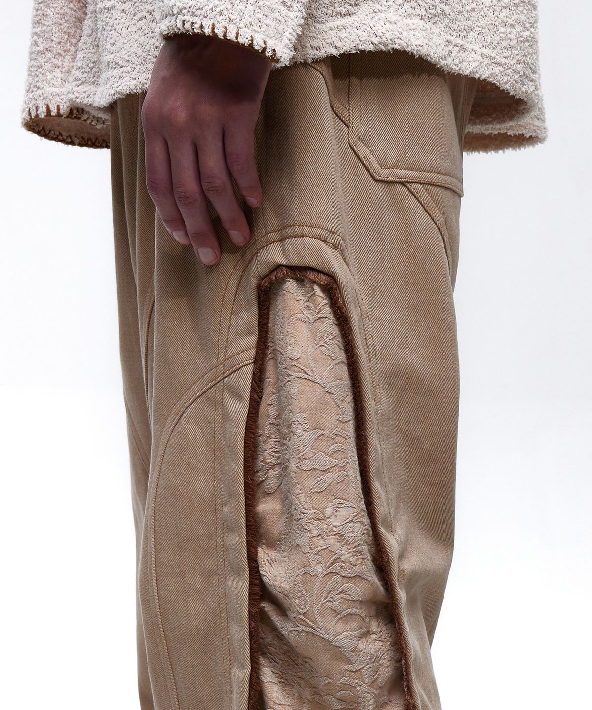 알에스에스씨(RSSC) INCISION JACQUARD MIXED PANTS - BEIGE