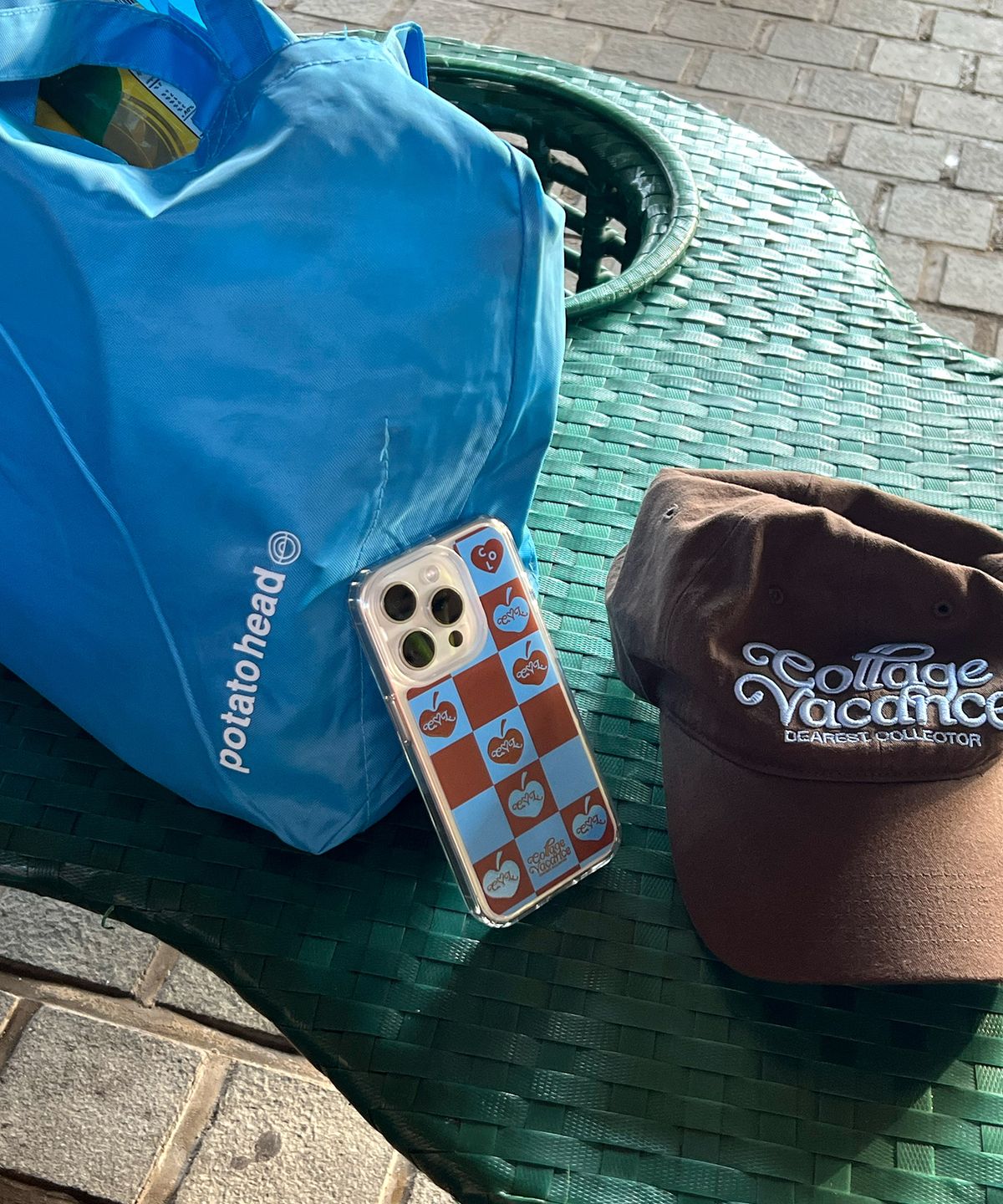 꼴라주바캉스(COLLAGEVACANCE) Vintage Lettering Logo Checkerboard MagSafe Case (폰케이스)