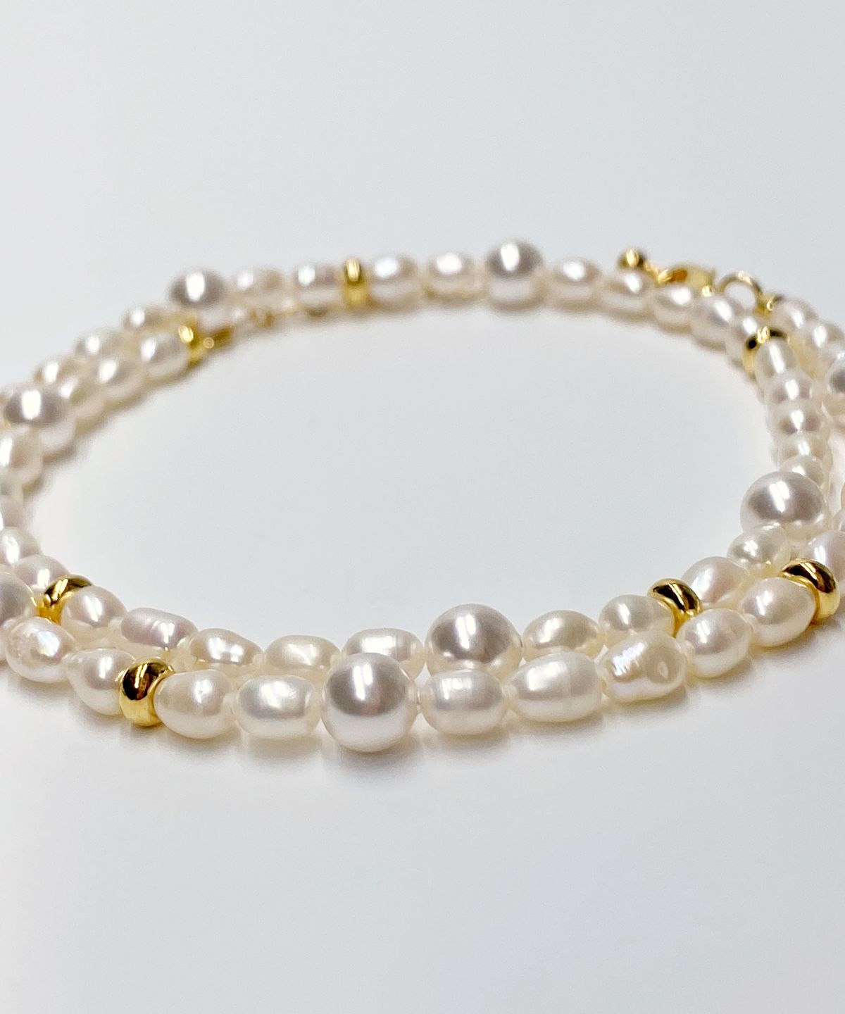 쿠도스(KUDOS) Freshwater Pearl + Crystal Pearl Necklace