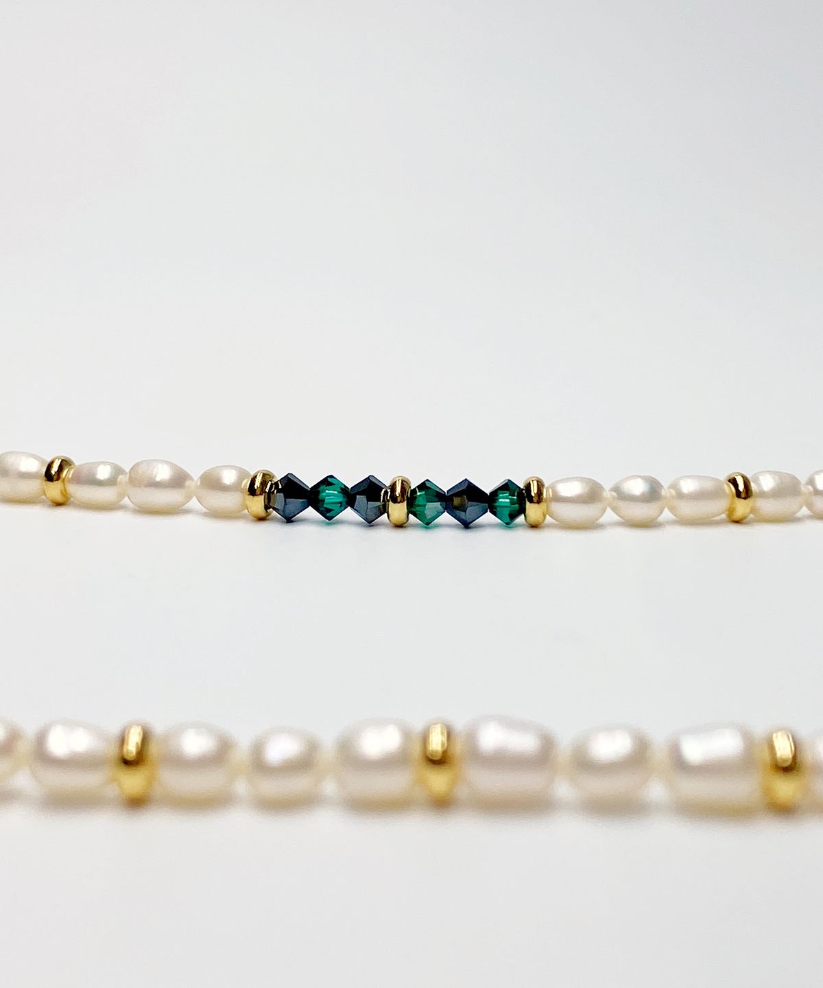 쿠도스(KUDOS) Freshwater Pearl + Crystal Bead Necklace