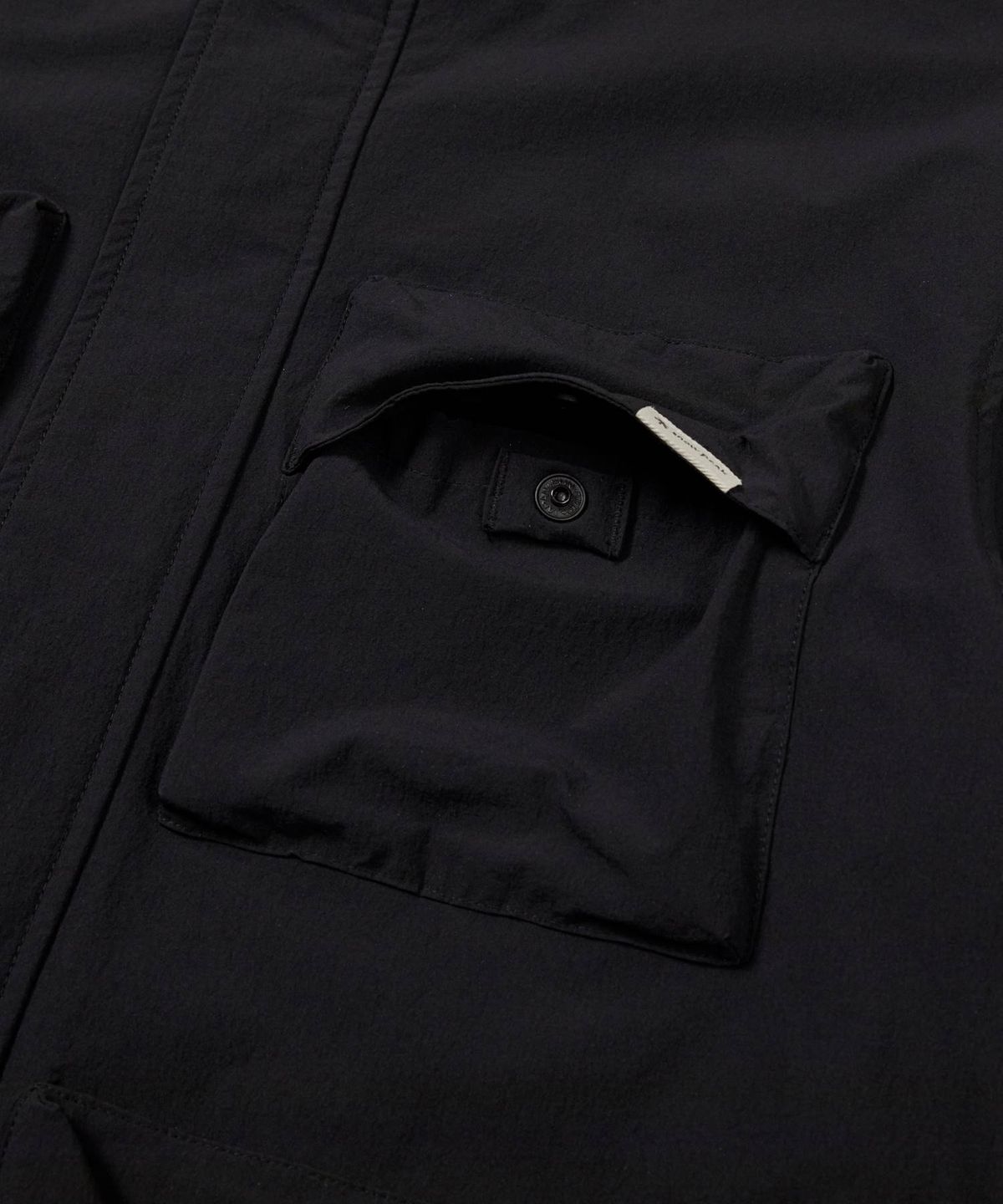 스노우피크 어패럴(SNOWPEAK APPAREL) 루트 유틸리티 바람막이 (S24FMRWB66) Black