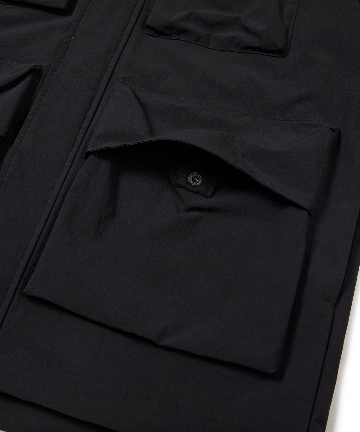 스노우피크 어패럴(SNOWPEAK APPAREL) 루트 유틸리티 바람막이 (S24FMRWB66) Black