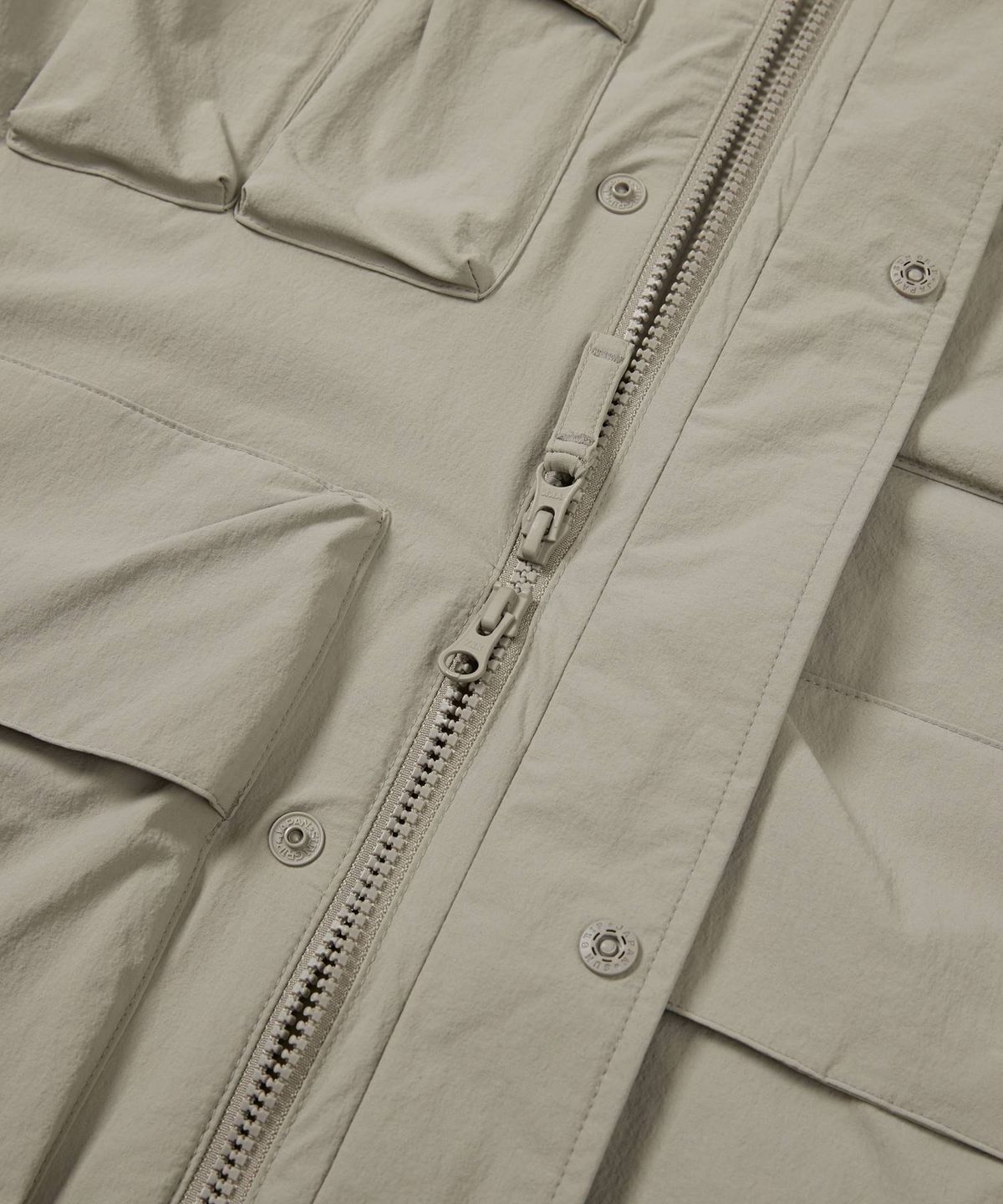 스노우피크 어패럴(SNOWPEAK APPAREL) 루트 유틸리티 바람막이 (S24FMRWB66) Beige Gray