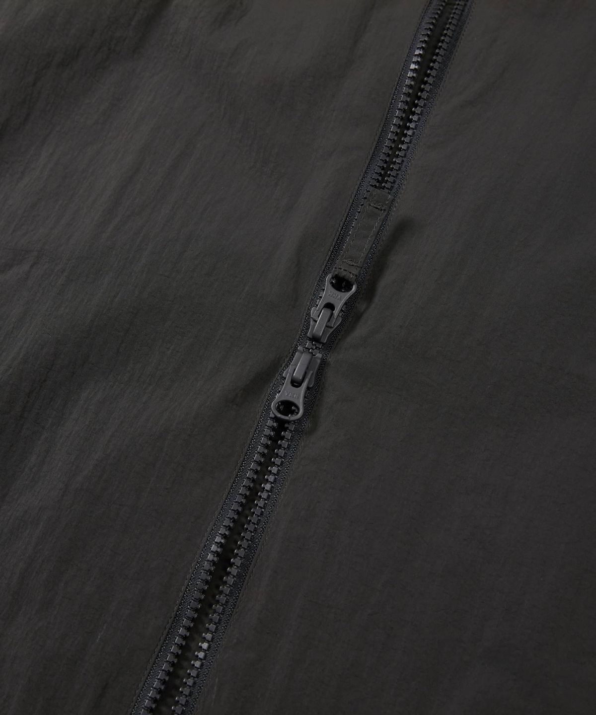 스노우피크 어패럴(SNOWPEAK APPAREL) 브라이트 여성 후드 바람막이 (S24FWFWB71) Charcoal