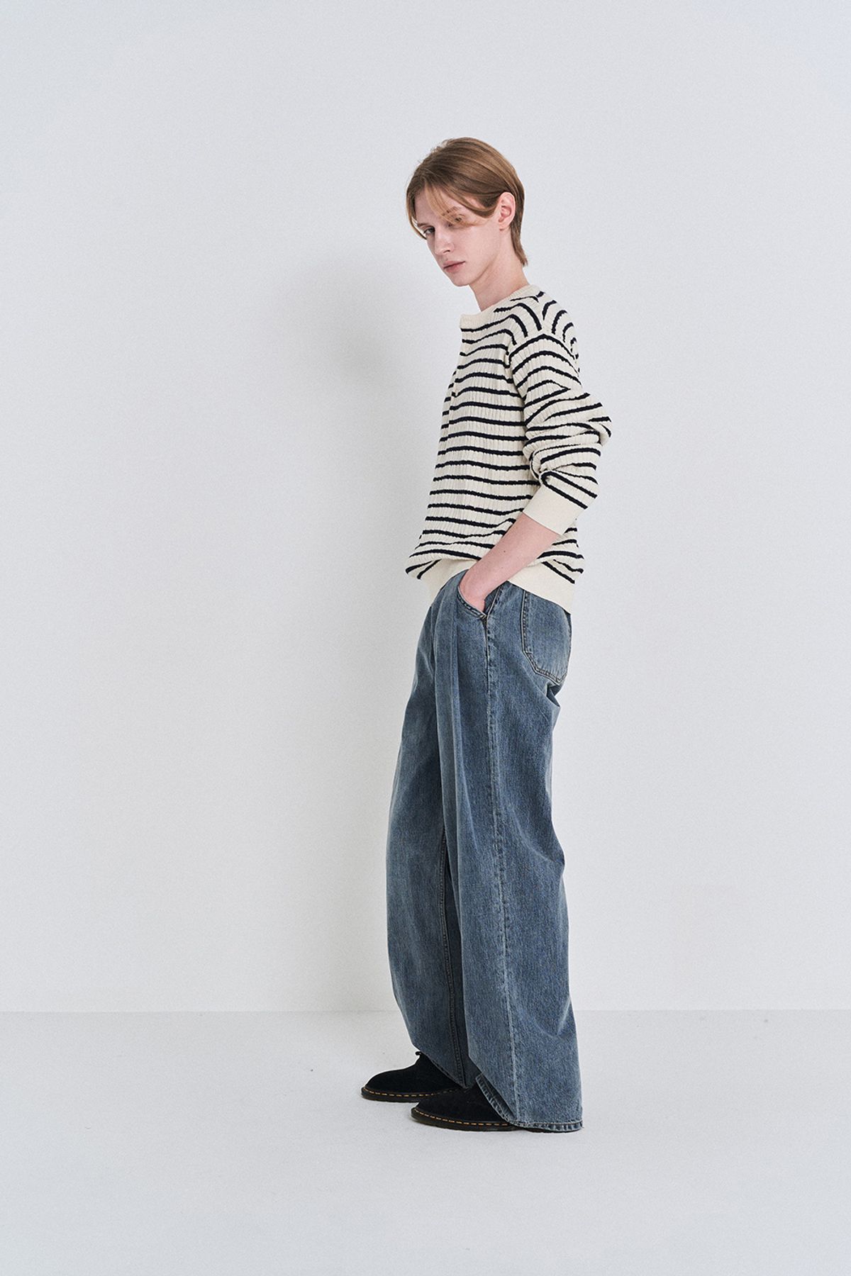 포커페이스(POKERFACE) CABLE STRIPE HENLEY NECK KNIT IVORY