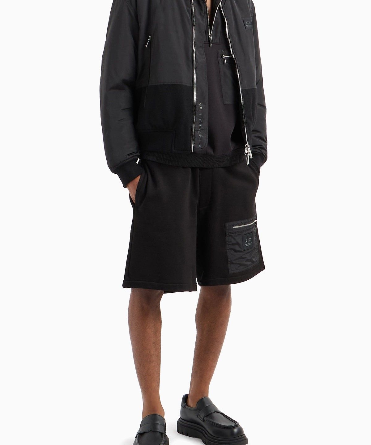 아르마니 익스체인지(ARMANI EXCHANGE) 남성 울 믹스 로고 패치 블루종_블랙 A414310036