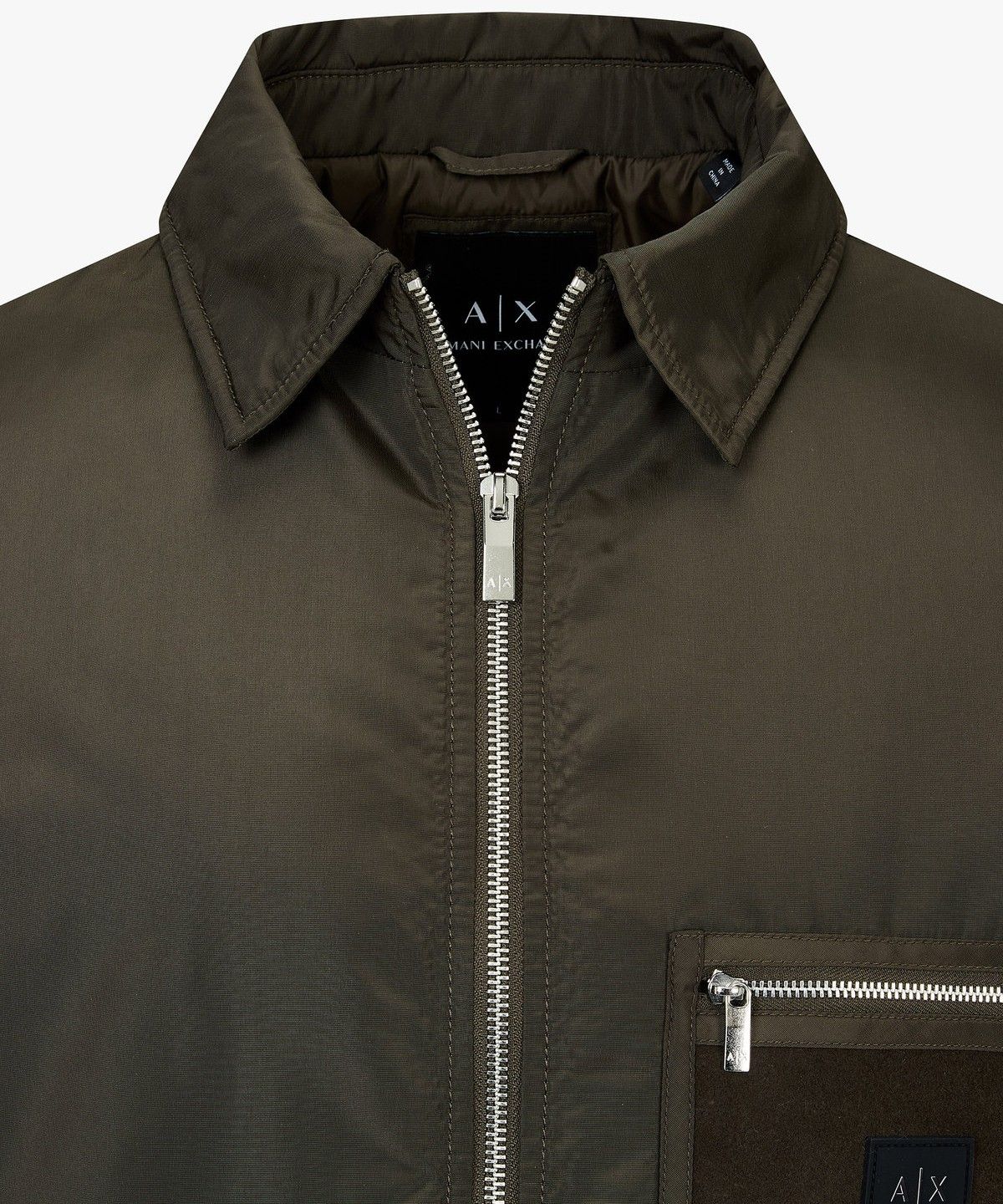 아르마니 익스체인지(ARMANI EXCHANGE) 남성 사이드 슬릿 폴리 자켓_올리브 A414310034
