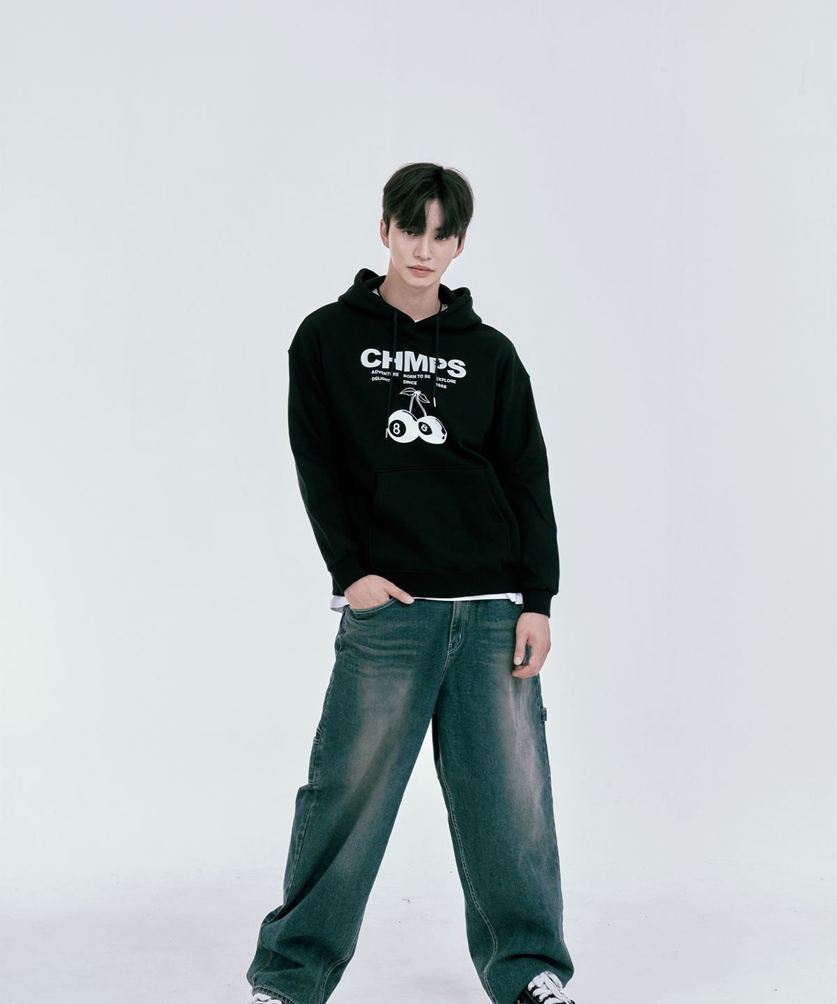 본챔스(BORN CHAMPS) 본 8 트리 기모 후드 티셔츠 B24FT06BK