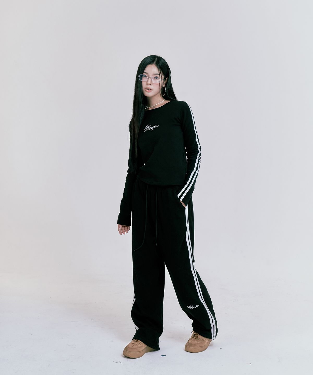 본챔스(BORN CHAMPS) CHMPS 라인 롱슬리브 B24FT07BK