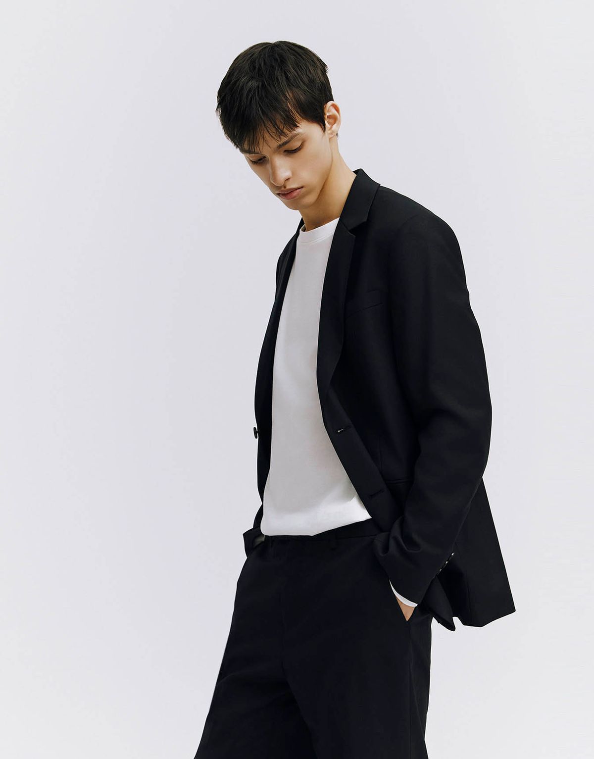 컨셉원(CONCEPTS1ONE) MW 울 레귤러핏 블레이저 10074902/074902 [2color]