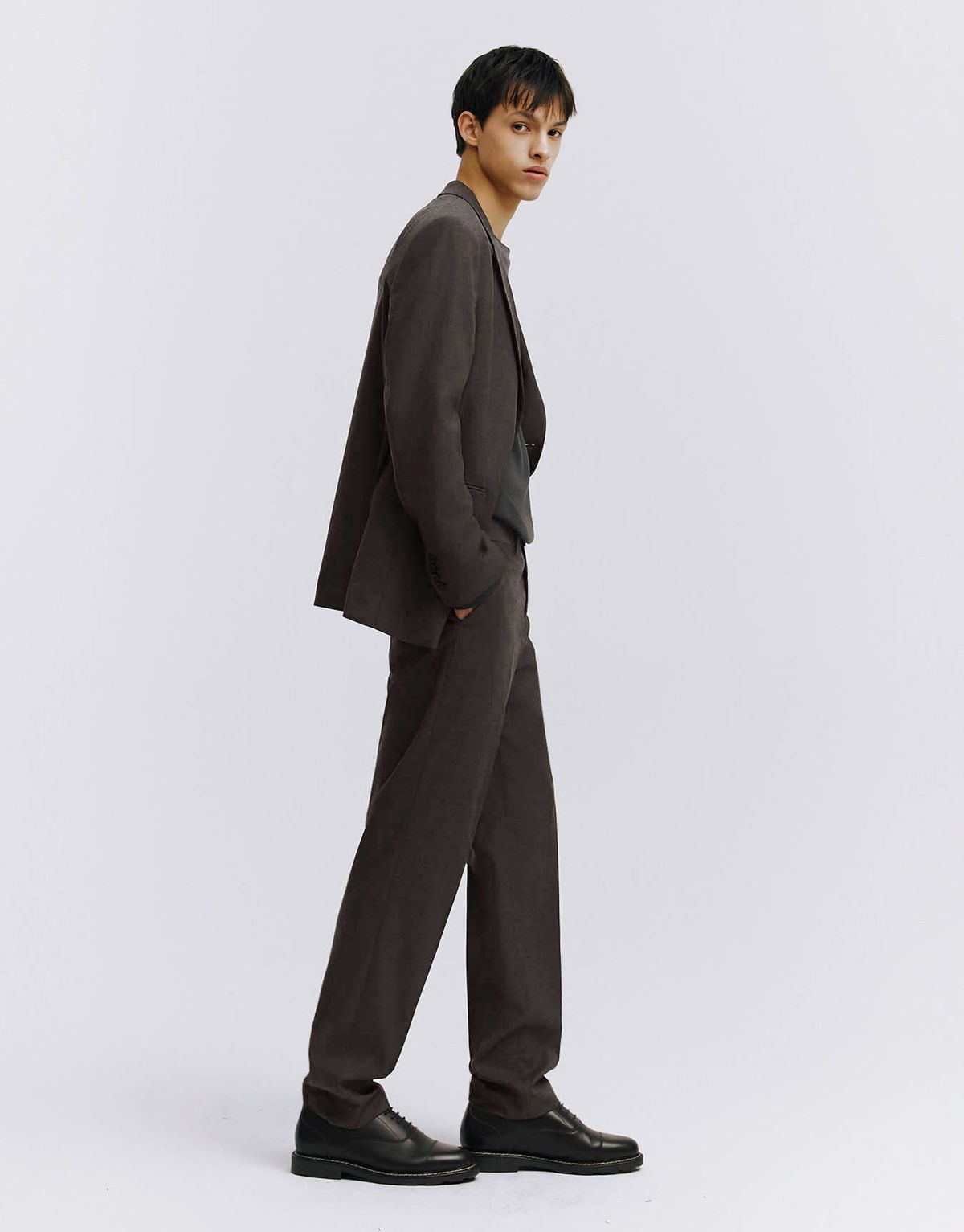 컨셉원(CONCEPTS1ONE) MW 울 레귤러핏 블레이저 10074902/074902 [2color]