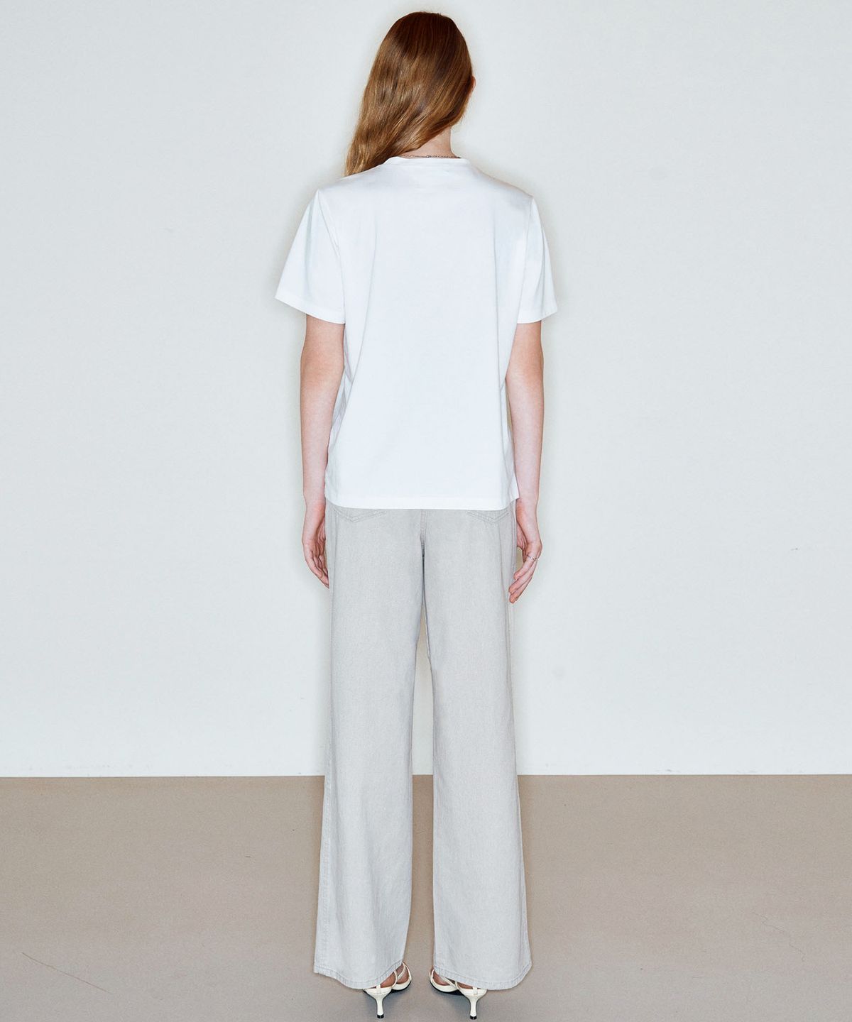 씨커슨(CKUSUN) PRINTED ROUND NECK T-SHIRTS_WHITE