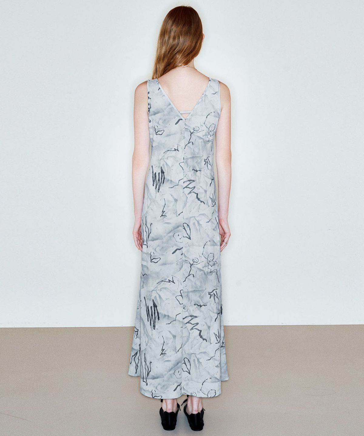 씨커슨(CKUSUN) DRAWING SLEEVELESS DRESS_GREY