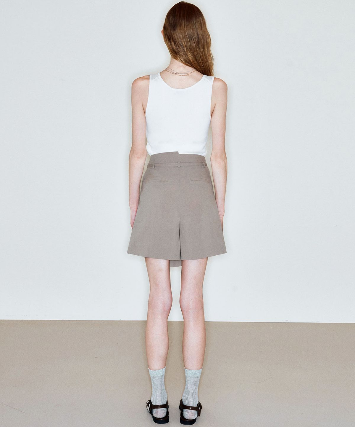 씨커슨(CKUSUN) BELTED CULOTTE SHORTS_BEIGE