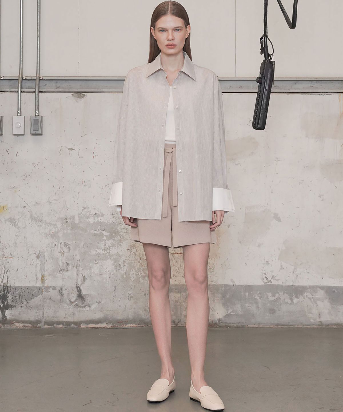 씨커슨(CKUSUN) DOUBLE-CUFFS STRIPE SHIRTS_BEIGE