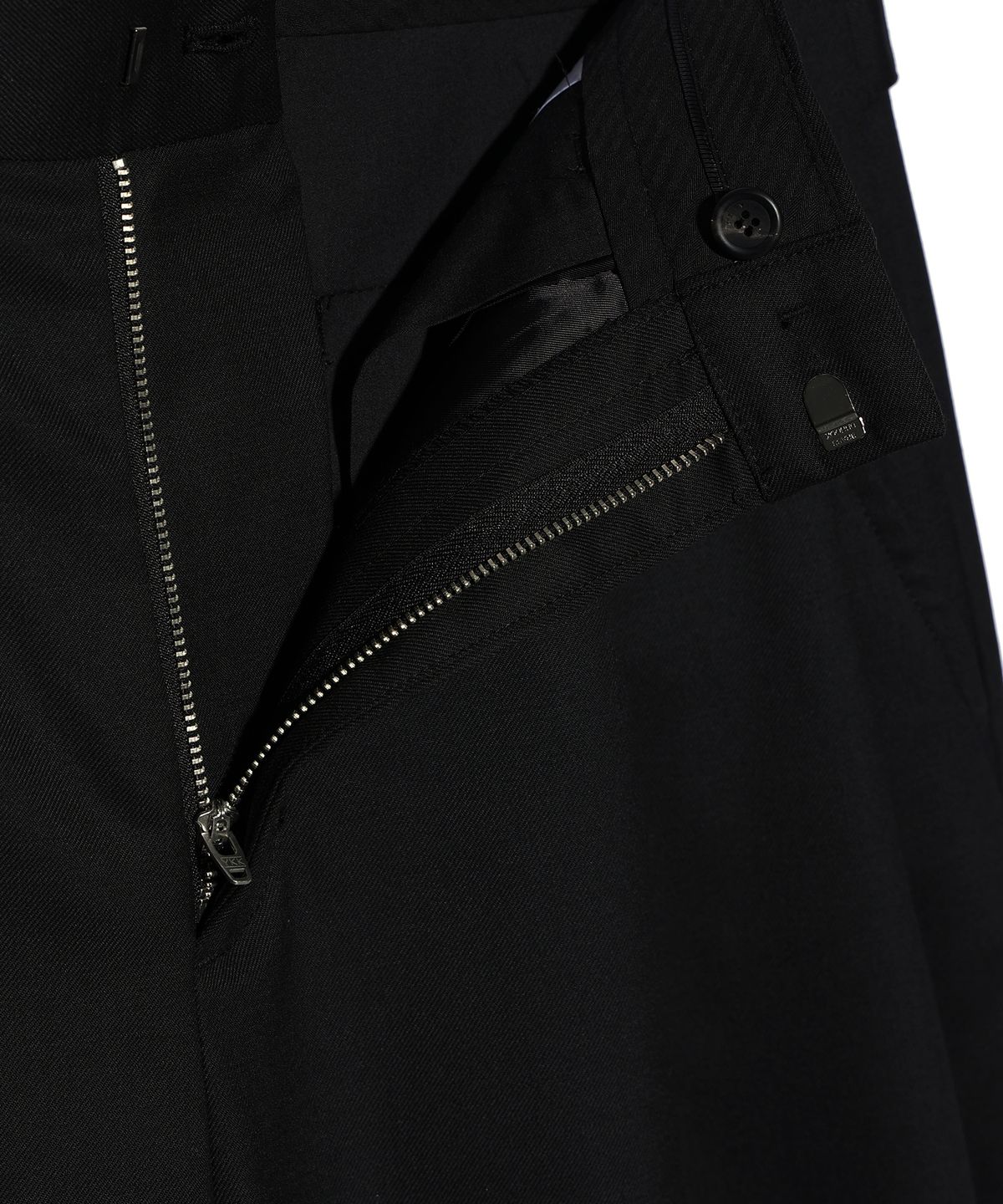 이에이(IEY) CREAM EASY TROUSER Black