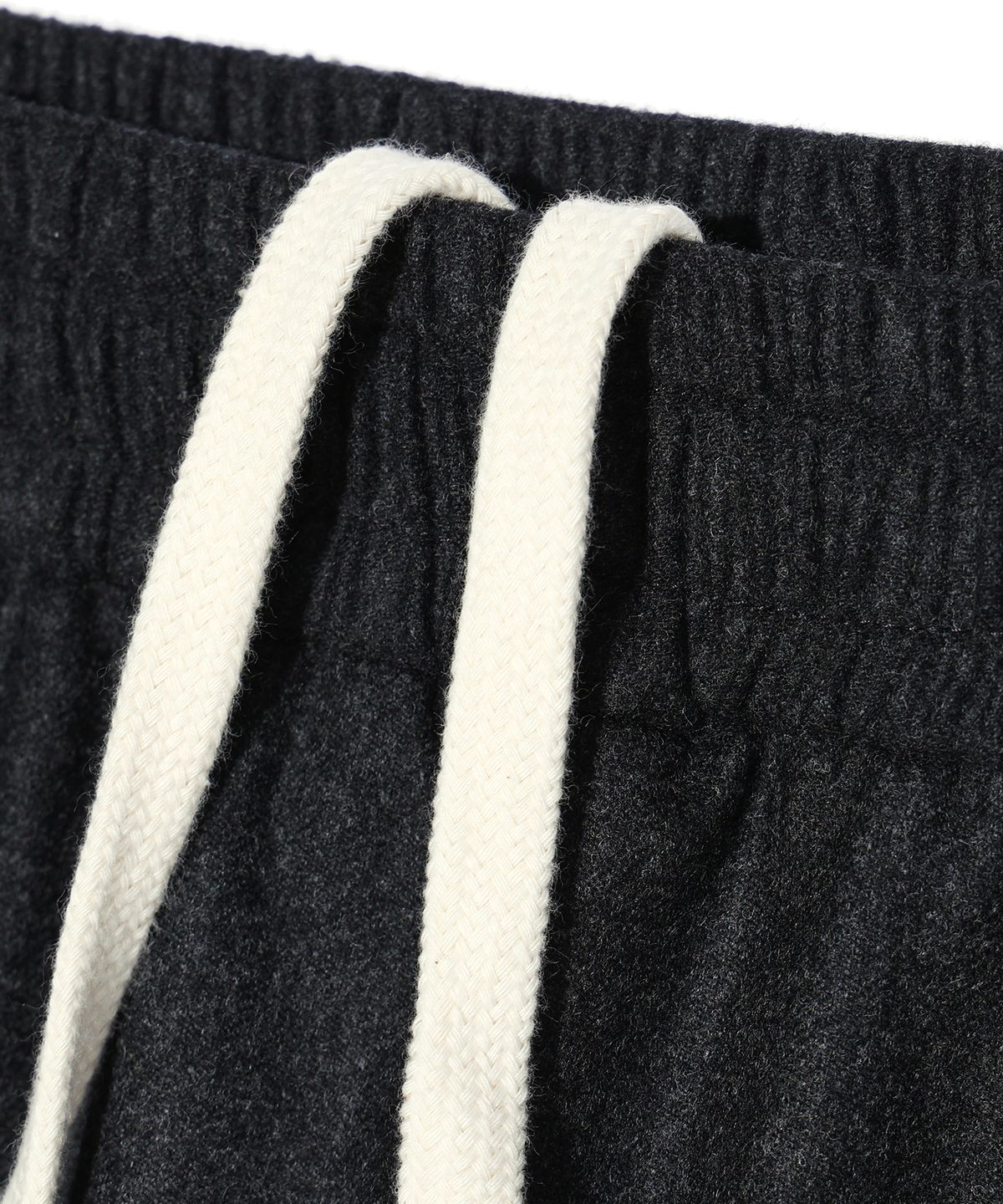 이에이(IEY) EASY BANDING TROUSER Charcoal