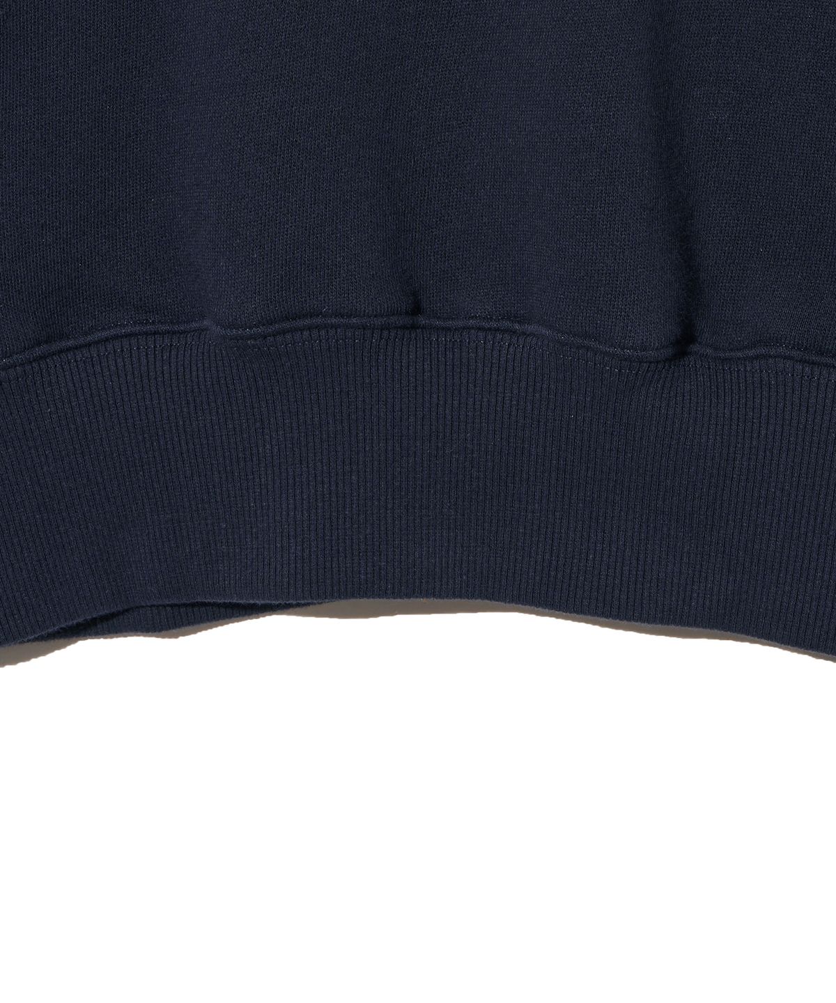 브라운브레스(BROWNBREATH) W MESS SEOUL TAG CROP HOODIE - NAVY