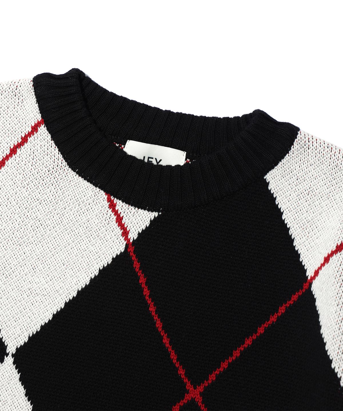 이에이(IEY) BOLD ARGYLE KNITWEAR White