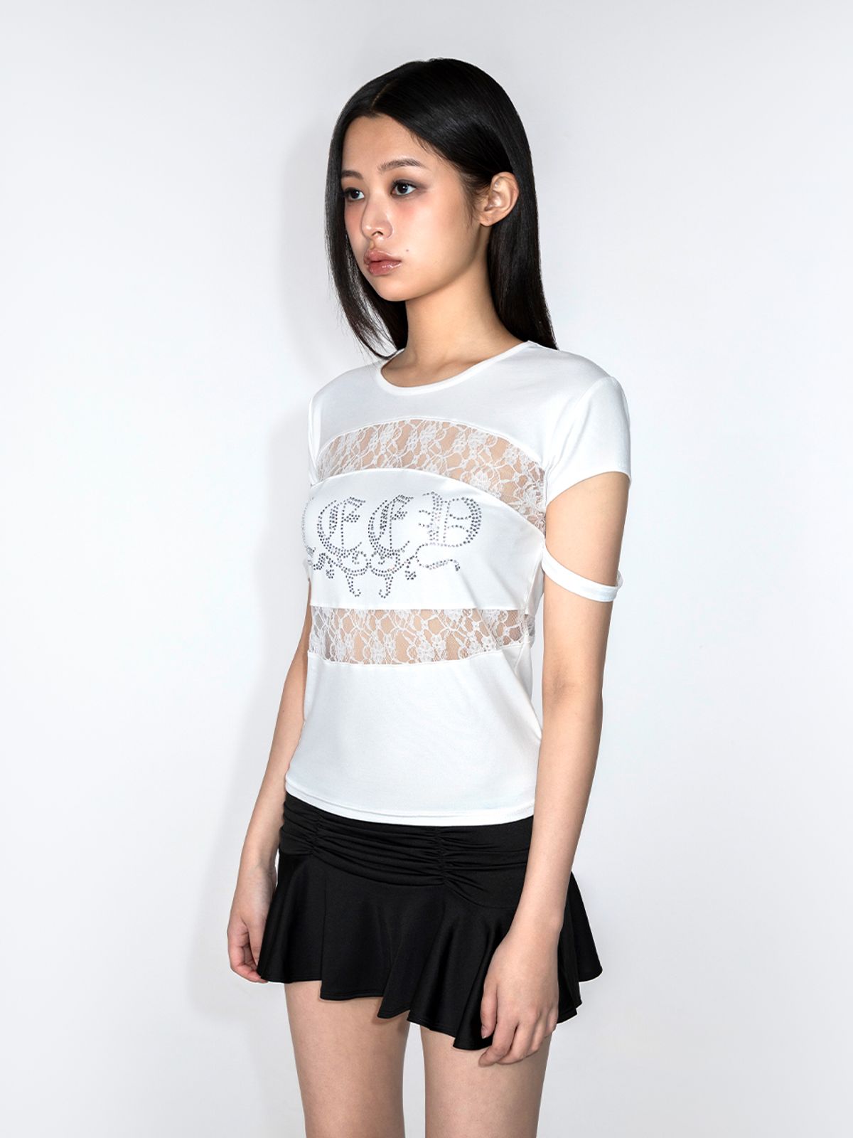 와이이이엘(YEEL) CUBIC POINT LACE TOP WHITE