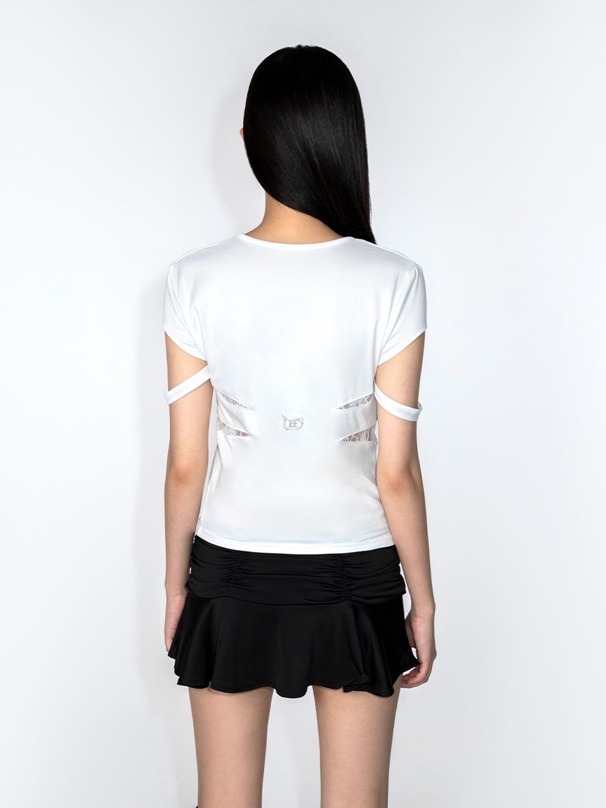 와이이이엘(YEEL) CUBIC POINT LACE TOP WHITE