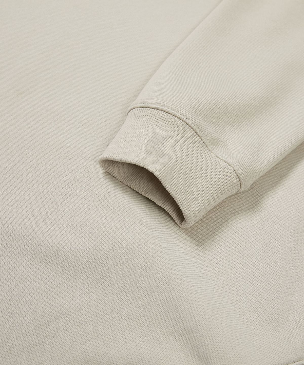 스노우피크 어패럴(SNOWPEAK APPAREL) 트로피컬 그래픽 맨투맨 (S24FUFHT64) Light Beige