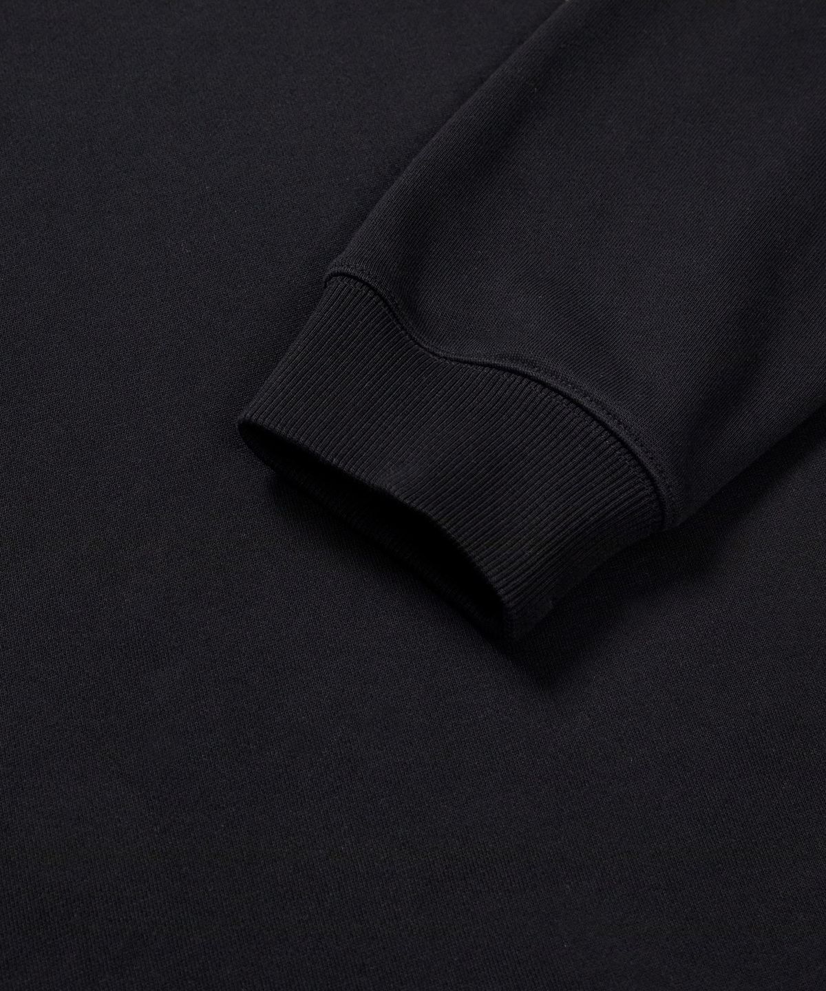 스노우피크 어패럴(SNOWPEAK APPAREL) 트로피컬 그래픽 맨투맨 (S24FUFHT64) Black