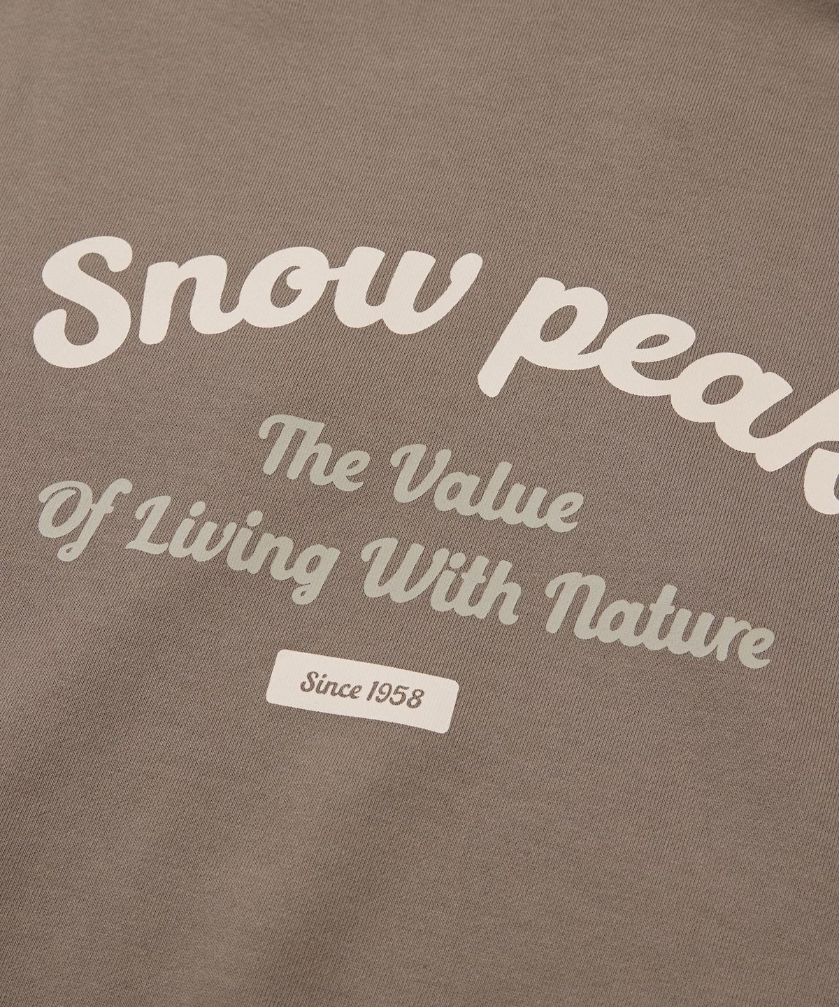 스노우피크 어패럴(SNOWPEAK APPAREL) 여성 레터링 세미 크롭 후드 티셔츠 (S24FWFHD63) Cocoa