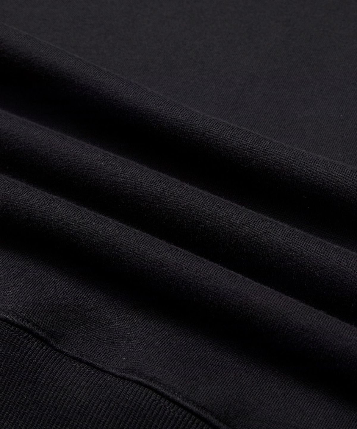 스노우피크 어패럴(SNOWPEAK APPAREL) 여성 레터링 세미 크롭 후드 티셔츠 (S24FWFHD63) Black