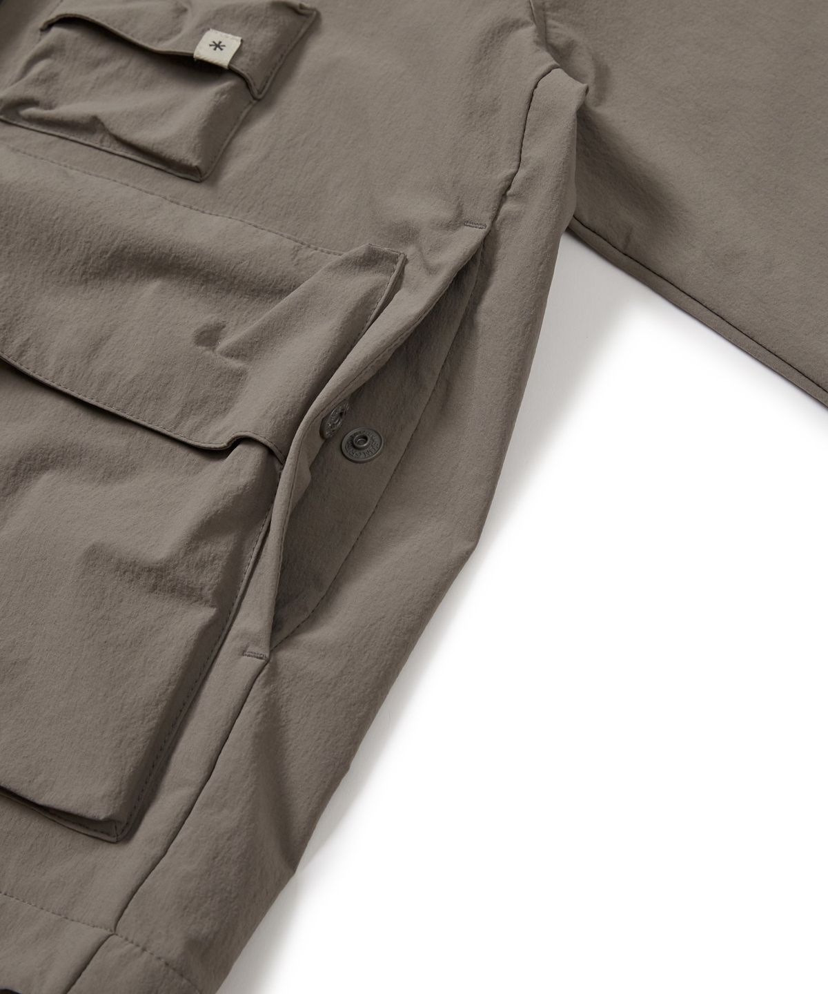 스노우피크 어패럴(SNOWPEAK APPAREL) 루트 여성 바람막이 (S24FWRWB69) Dark Khaki