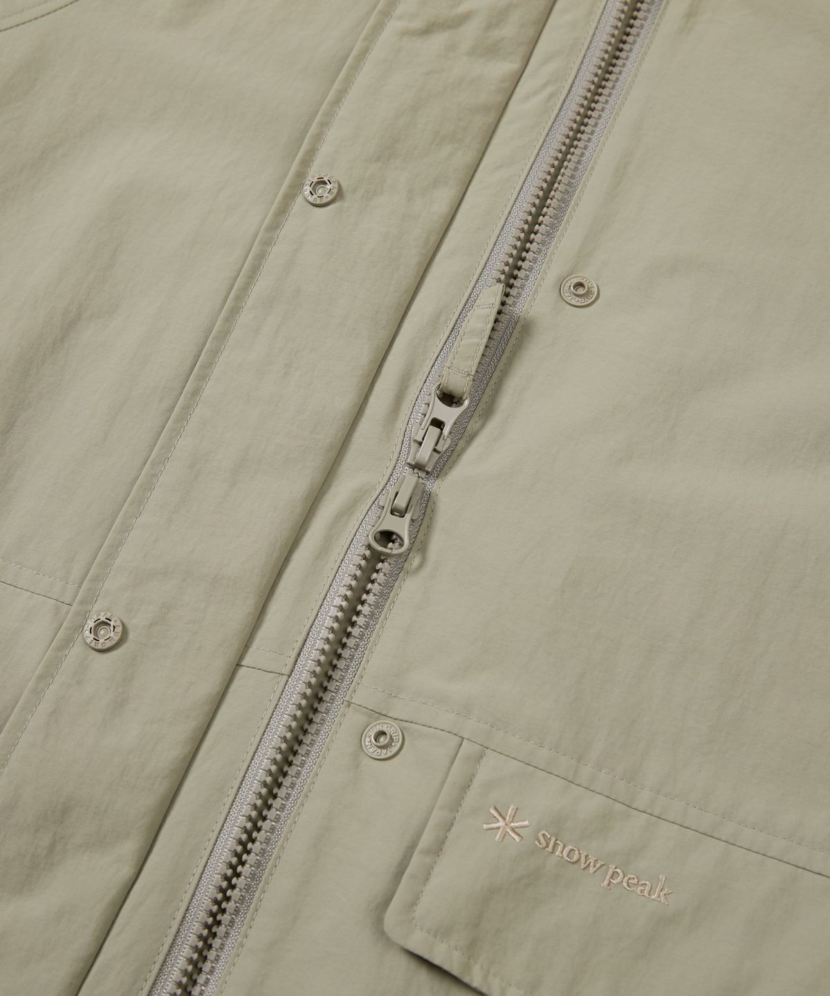 스노우피크 어패럴(SNOWPEAK APPAREL) 캠플 여성 롱 바람막이 (S24FWCWB15) Beige Gray